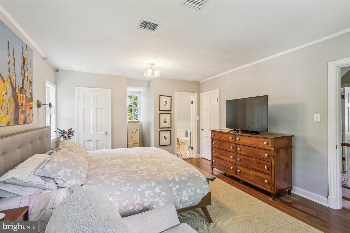 3331 QUESADA ST NW, WASHINGTON, District Of Columbia 20015, 4 Bedrooms Bedrooms, ,3 BathroomsBathrooms,Residential,For sale,3331 QUESADA ST NW,DCDC2207418 MLS # DCDC2207418