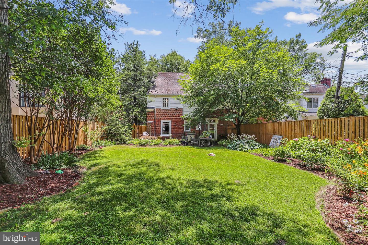 3331 QUESADA ST NW, WASHINGTON, District Of Columbia 20015, 4 Bedrooms Bedrooms, ,3 BathroomsBathrooms,Residential,For sale,3331 QUESADA ST NW,DCDC2207418 MLS # DCDC2207418