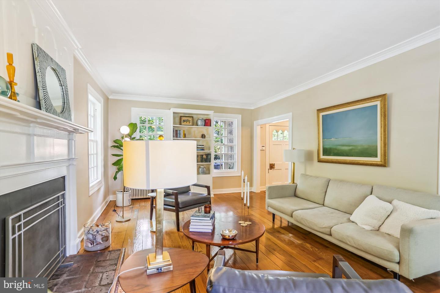 3331 QUESADA ST NW, WASHINGTON, District Of Columbia 20015, 4 Bedrooms Bedrooms, ,3 BathroomsBathrooms,Residential,For sale,3331 QUESADA ST NW,DCDC2207418 MLS # DCDC2207418