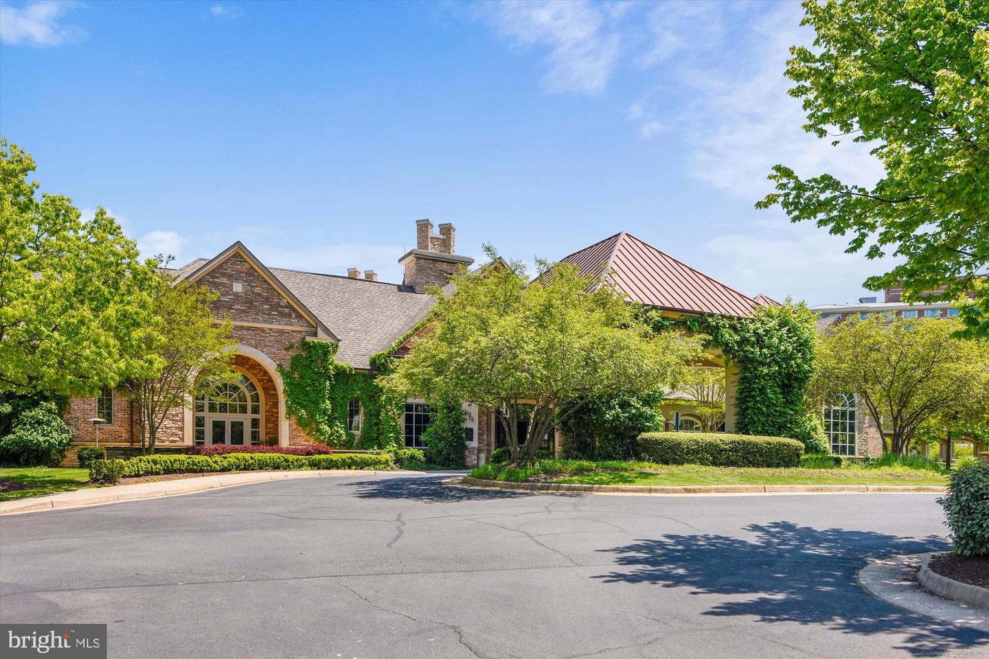 43477 CALPHAMS MILL CT, LEESBURG, Virginia 20176, 5 Bedrooms Bedrooms, ,4 BathroomsBathrooms,Residential,For sale,43477 CALPHAMS MILL CT,VALO2100350 MLS # VALO2100350