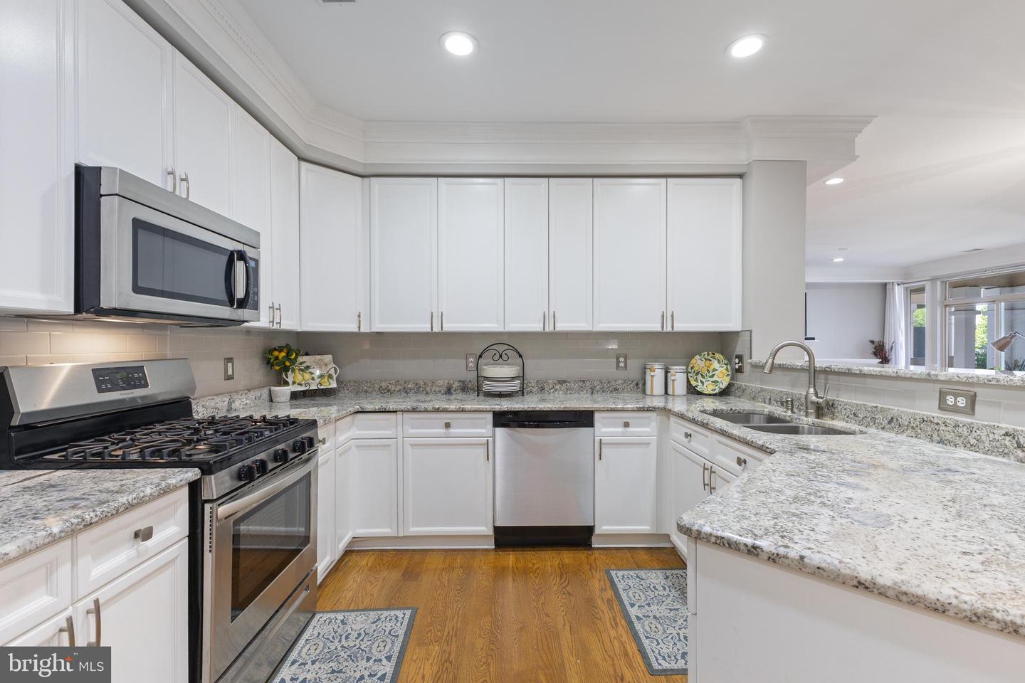 440 BELMONT BAY DR #116, WOODBRIDGE, Virginia 22191, 2 Bedrooms Bedrooms, ,2 BathroomsBathrooms,Residential,For sale,440 BELMONT BAY DR #116,VAPW2097758 MLS # VAPW2097758