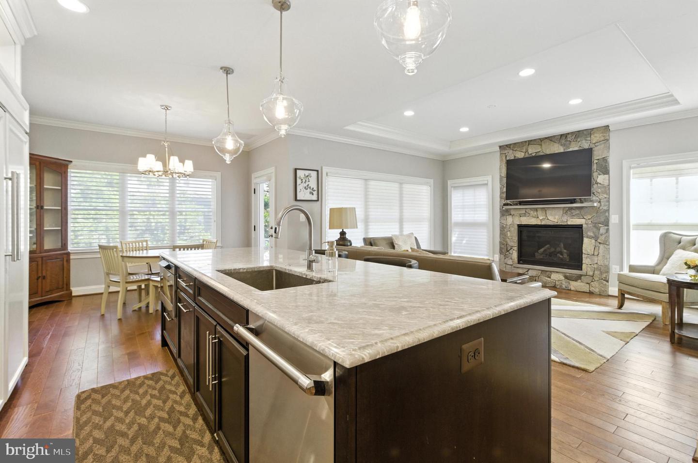 6838 SAINT ALBANS RD, MCLEAN, Virginia 22101, 5 Bedrooms Bedrooms, ,4 BathroomsBathrooms,Residential,For sale,6838 SAINT ALBANS RD,VAFX2250156 MLS # VAFX2250156
