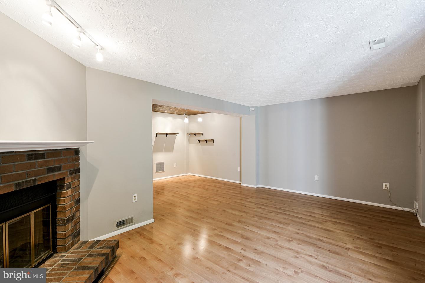 1668 BARNSTEAD DR, RESTON, Virginia 20194, 3 Bedrooms Bedrooms, ,1 BathroomBathrooms,Residential,For sale,1668 BARNSTEAD DR,VAFX2250174 MLS # VAFX2250174