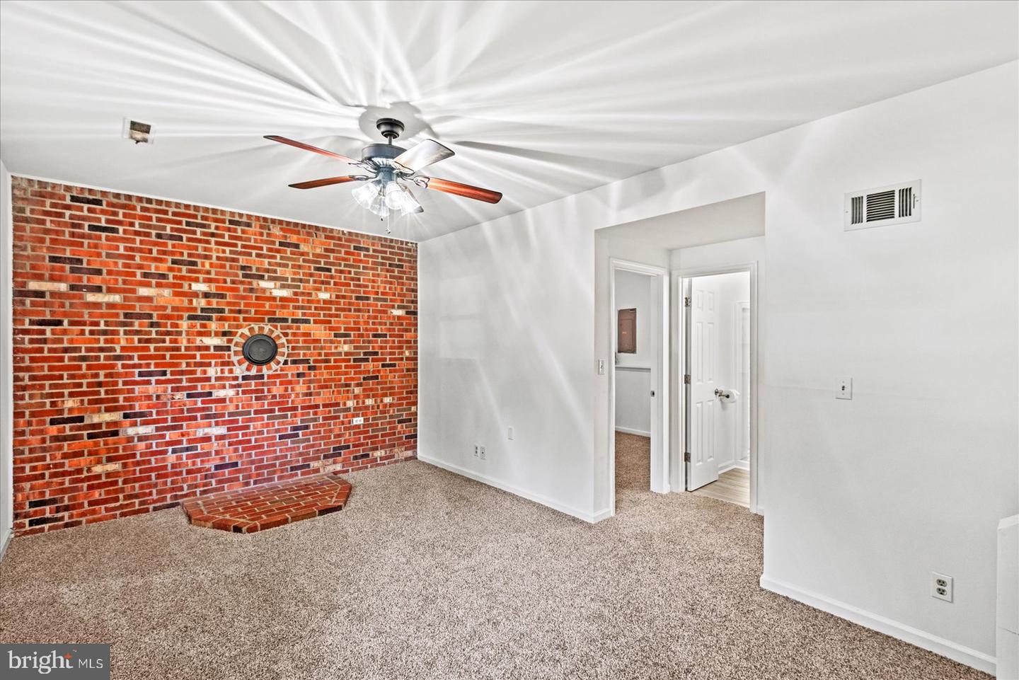 4 COLUMBUS CT, FREDERICKSBURG, Virginia 22407, 3 Bedrooms Bedrooms, ,2 BathroomsBathrooms,Residential,For sale,4 COLUMBUS CT,VASP2034188 MLS # VASP2034188