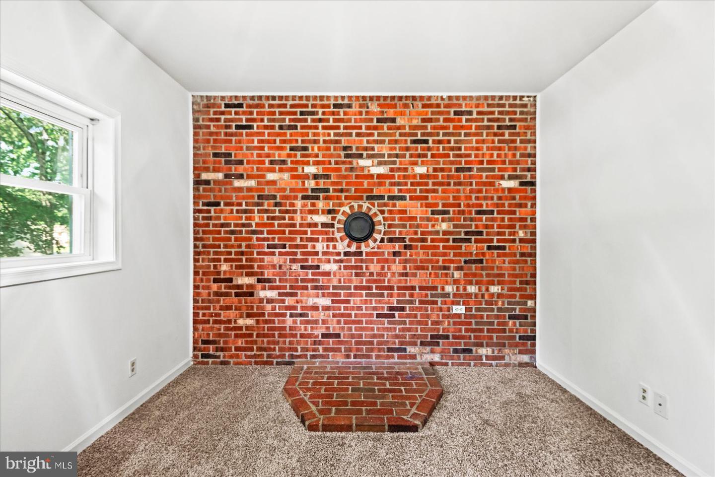 4 COLUMBUS CT, FREDERICKSBURG, Virginia 22407, 3 Bedrooms Bedrooms, ,2 BathroomsBathrooms,Residential,For sale,4 COLUMBUS CT,VASP2034188 MLS # VASP2034188