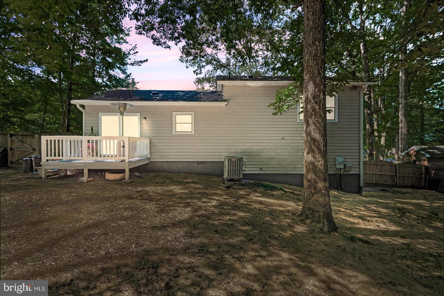 4 COLUMBUS CT, FREDERICKSBURG, Virginia 22407, 3 Bedrooms Bedrooms, ,2 BathroomsBathrooms,Residential,For sale,4 COLUMBUS CT,VASP2034188 MLS # VASP2034188