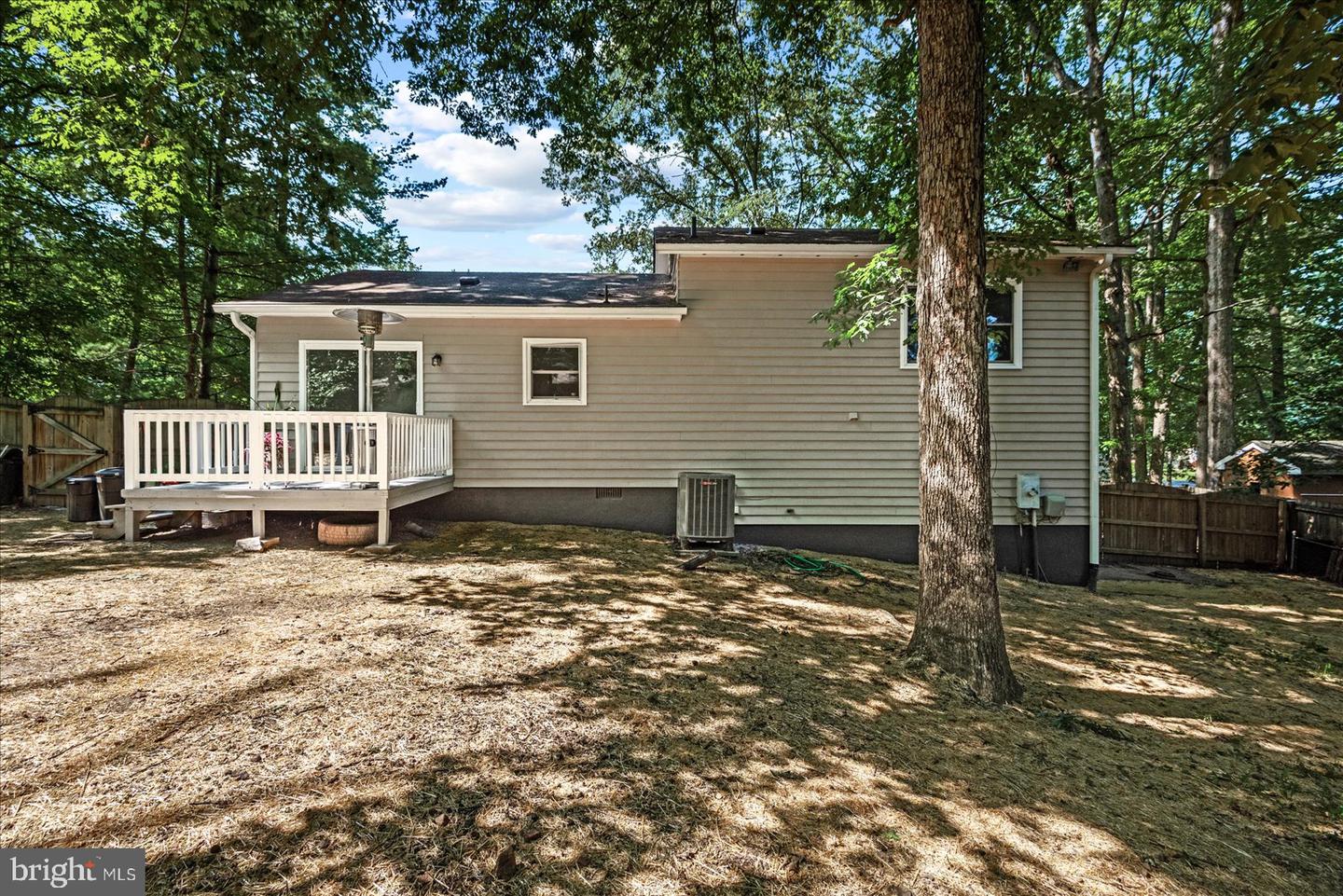 4 COLUMBUS CT, FREDERICKSBURG, Virginia 22407, 3 Bedrooms Bedrooms, ,2 BathroomsBathrooms,Residential,For sale,4 COLUMBUS CT,VASP2034188 MLS # VASP2034188