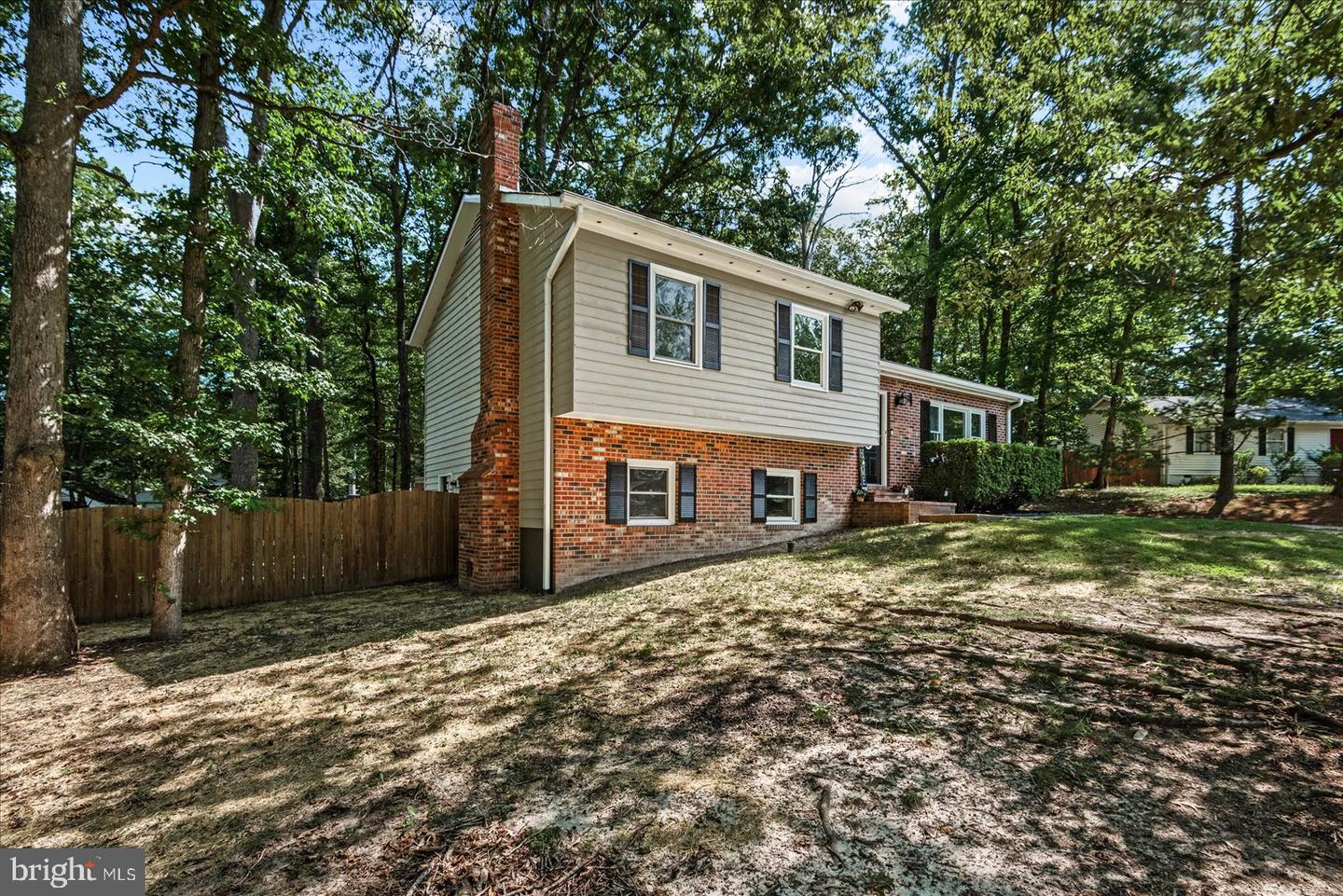4 COLUMBUS CT, FREDERICKSBURG, Virginia 22407, 3 Bedrooms Bedrooms, ,2 BathroomsBathrooms,Residential,For sale,4 COLUMBUS CT,VASP2034188 MLS # VASP2034188