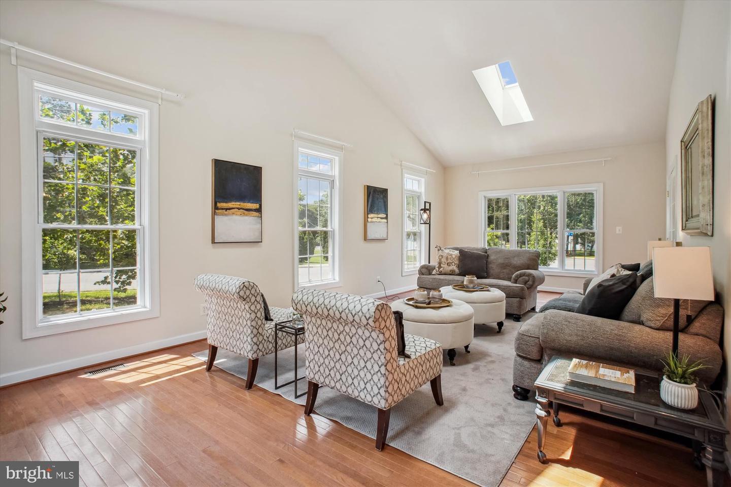 2907 DUMAS ST, ALEXANDRIA, Virginia 22306, 7 Bedrooms Bedrooms, ,5 BathroomsBathrooms,Residential,For sale,2907 DUMAS ST,VAFX2250052 MLS # VAFX2250052