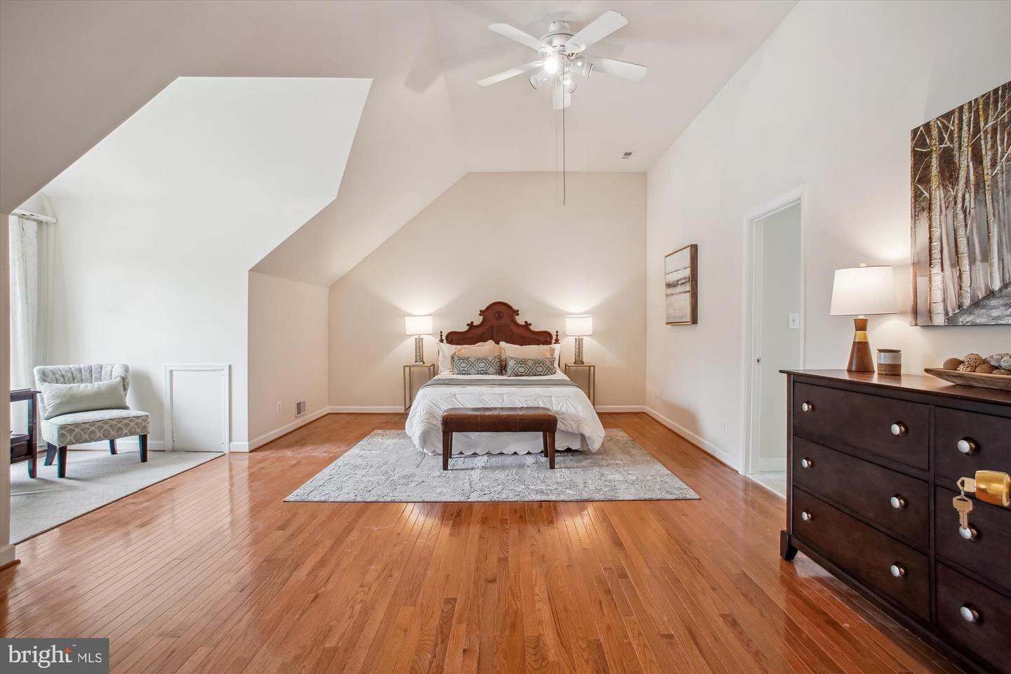 2907 DUMAS ST, ALEXANDRIA, Virginia 22306, 7 Bedrooms Bedrooms, ,5 BathroomsBathrooms,Residential,For sale,2907 DUMAS ST,VAFX2250052 MLS # VAFX2250052