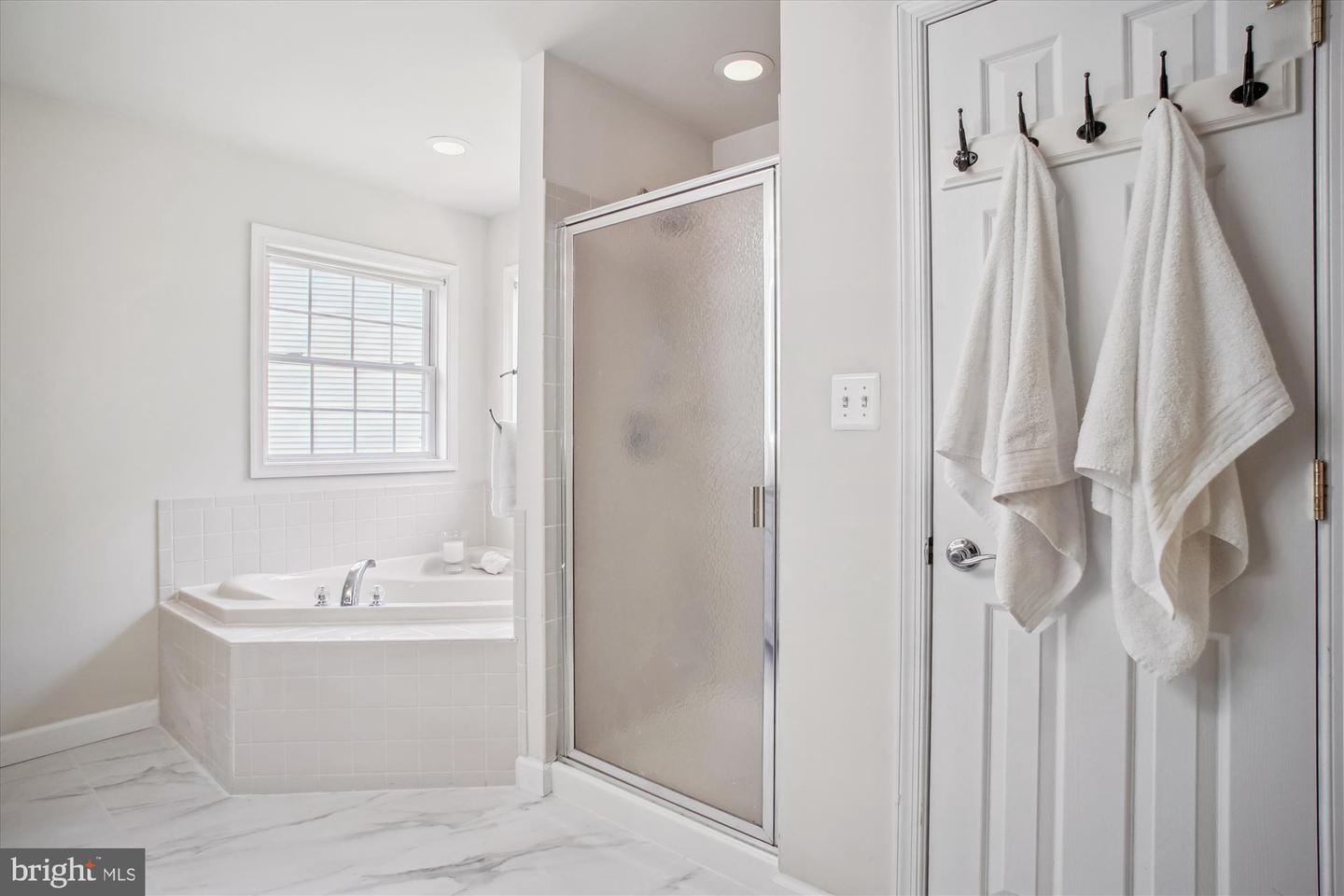 2907 DUMAS ST, ALEXANDRIA, Virginia 22306, 7 Bedrooms Bedrooms, ,5 BathroomsBathrooms,Residential,For sale,2907 DUMAS ST,VAFX2250052 MLS # VAFX2250052