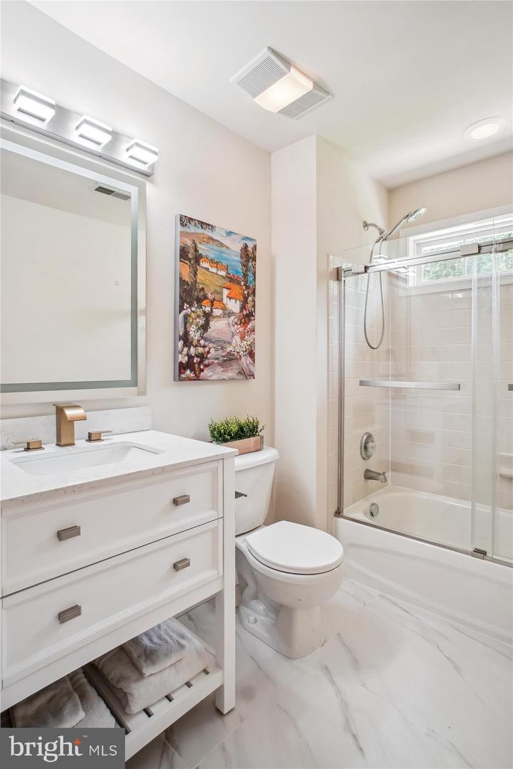 2907 DUMAS ST, ALEXANDRIA, Virginia 22306, 7 Bedrooms Bedrooms, ,5 BathroomsBathrooms,Residential,For sale,2907 DUMAS ST,VAFX2250052 MLS # VAFX2250052