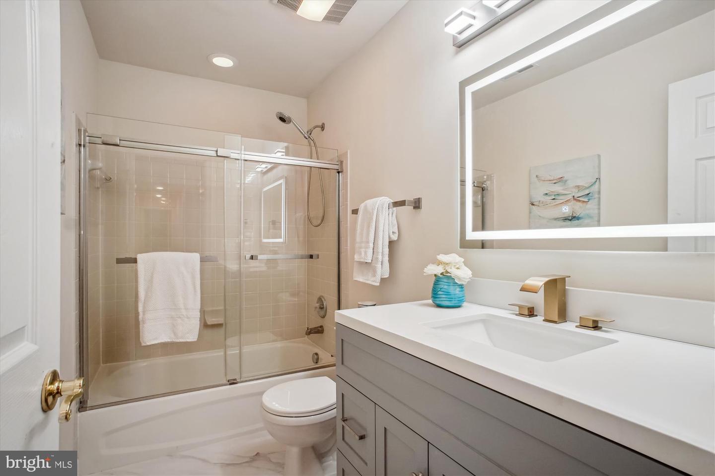2907 DUMAS ST, ALEXANDRIA, Virginia 22306, 7 Bedrooms Bedrooms, ,5 BathroomsBathrooms,Residential,For sale,2907 DUMAS ST,VAFX2250052 MLS # VAFX2250052