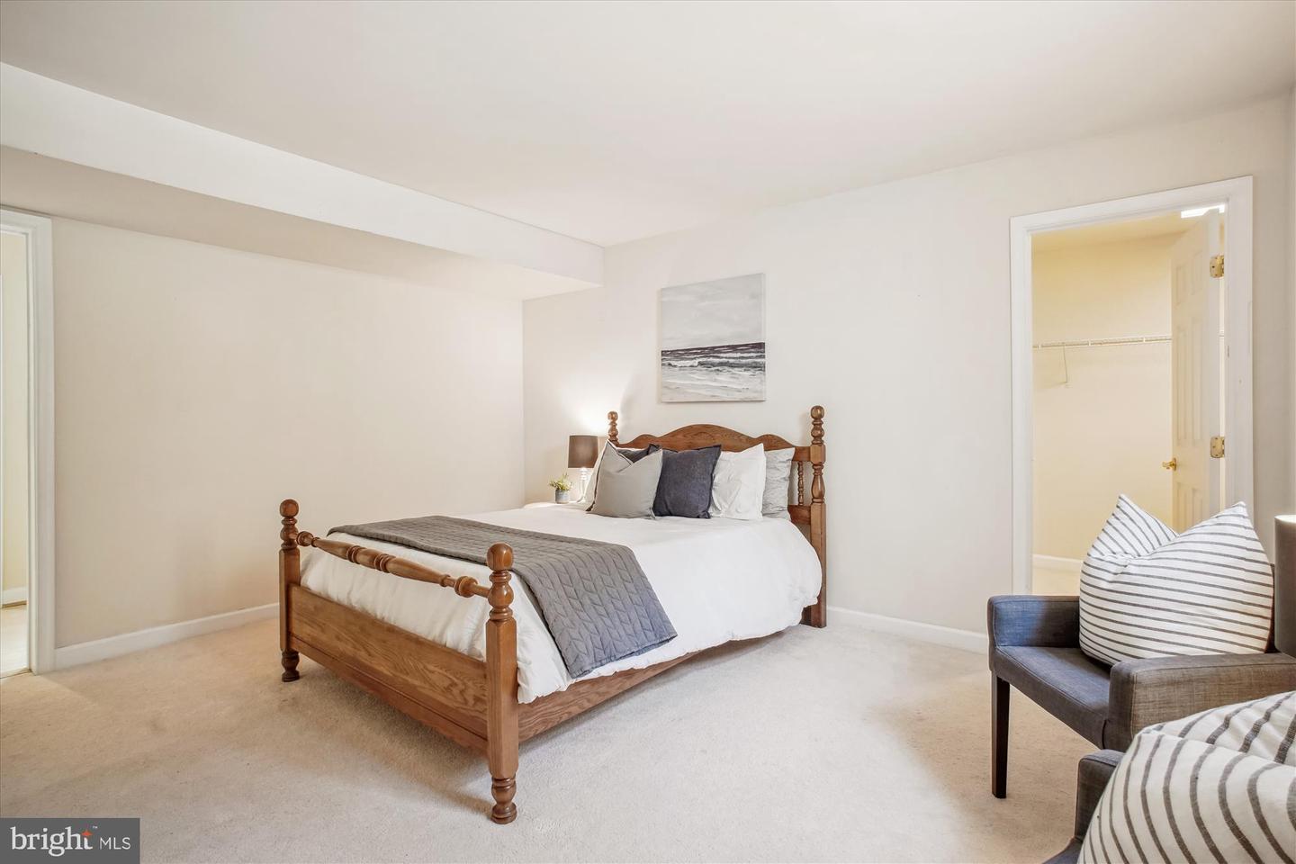 2907 DUMAS ST, ALEXANDRIA, Virginia 22306, 7 Bedrooms Bedrooms, ,5 BathroomsBathrooms,Residential,For sale,2907 DUMAS ST,VAFX2250052 MLS # VAFX2250052