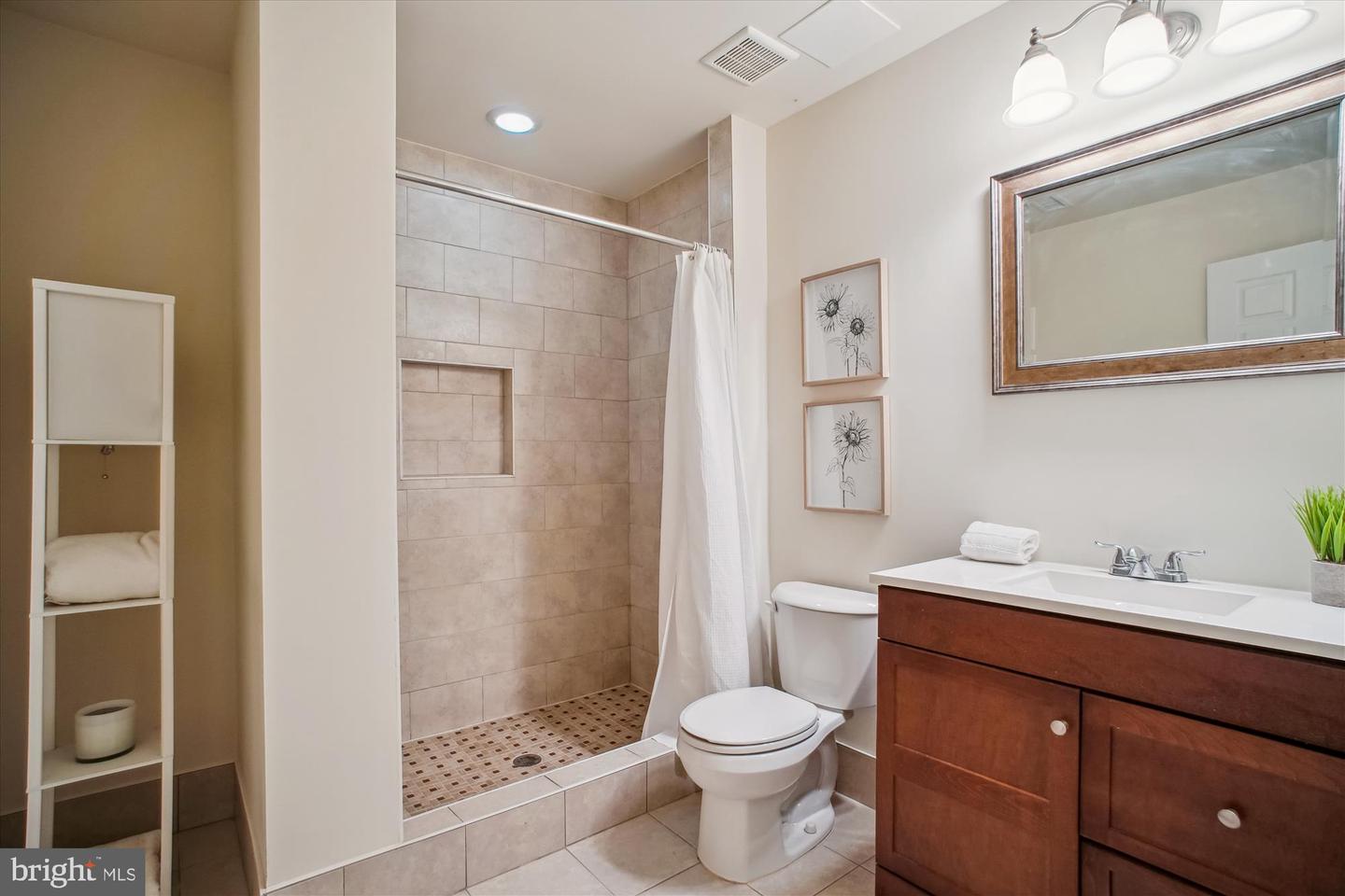 2907 DUMAS ST, ALEXANDRIA, Virginia 22306, 7 Bedrooms Bedrooms, ,5 BathroomsBathrooms,Residential,For sale,2907 DUMAS ST,VAFX2250052 MLS # VAFX2250052