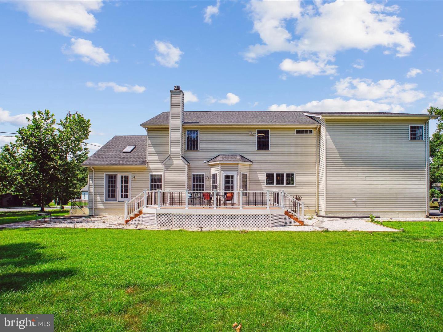 2907 DUMAS ST, ALEXANDRIA, Virginia 22306, 7 Bedrooms Bedrooms, ,5 BathroomsBathrooms,Residential,For sale,2907 DUMAS ST,VAFX2250052 MLS # VAFX2250052