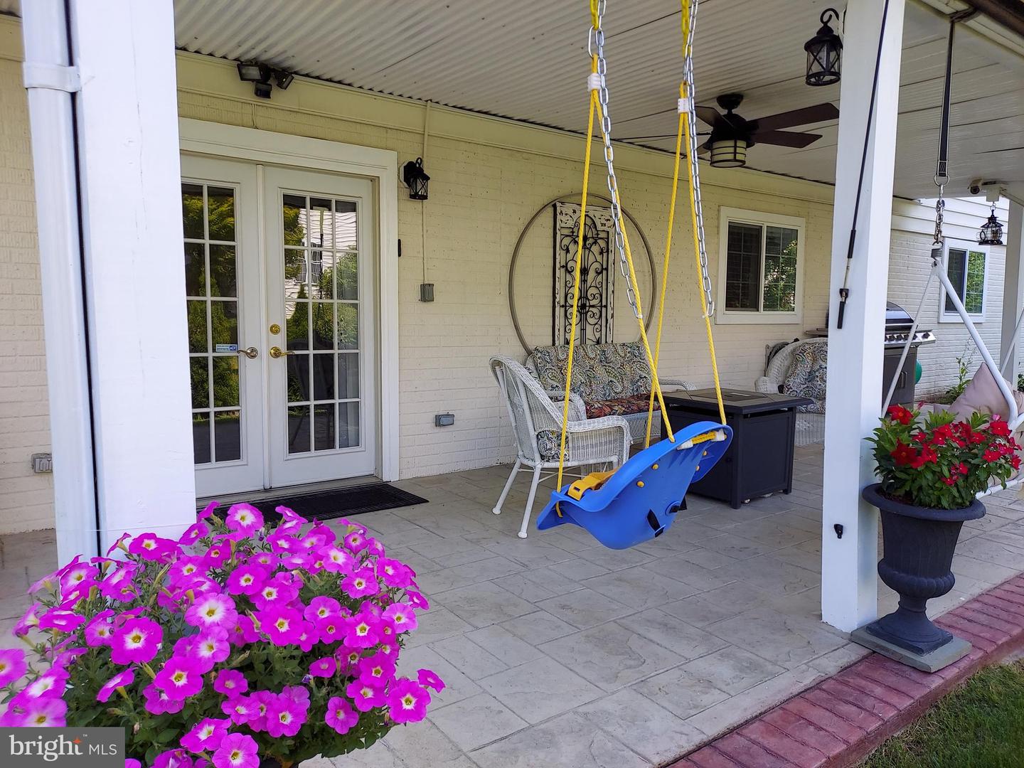 8650 TRENTON CHAPEL WAY, MANASSAS, Virginia 20109, 5 Bedrooms Bedrooms, 10 Rooms Rooms,3 BathroomsBathrooms,Residential,For sale,8650 TRENTON CHAPEL WAY,VAPW2097960 MLS # VAPW2097960