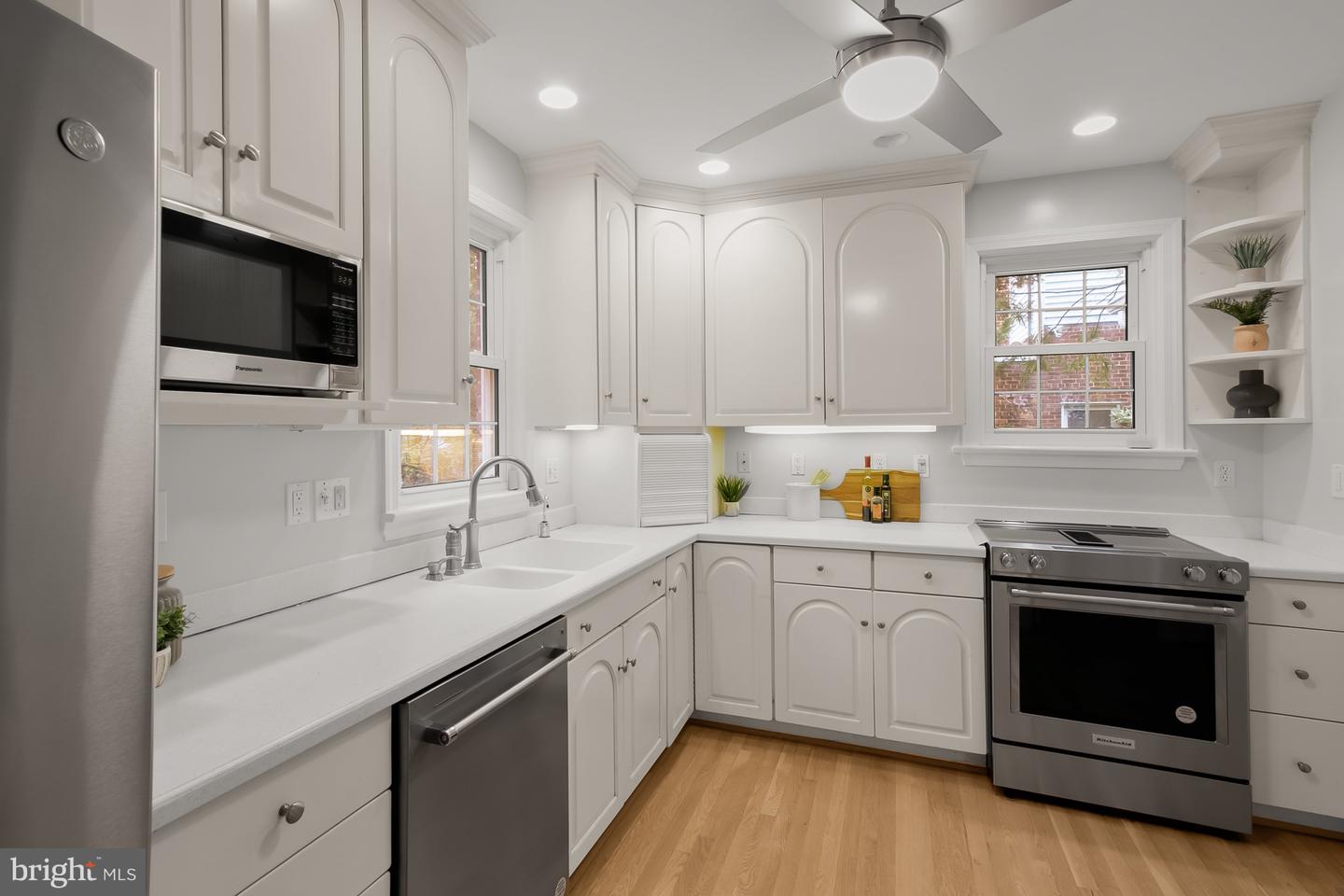 4323 WARREN ST NW, WASHINGTON, District Of Columbia 20016, 4 Bedrooms Bedrooms, ,3 BathroomsBathrooms,Residential,For sale,4323 WARREN ST NW,DCDC2207698 MLS # DCDC2207698
