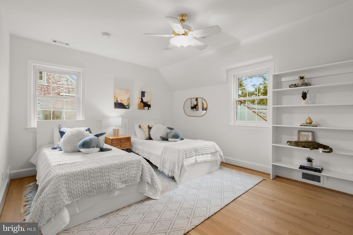 4323 WARREN ST NW, WASHINGTON, District Of Columbia 20016, 4 Bedrooms Bedrooms, ,3 BathroomsBathrooms,Residential,For sale,4323 WARREN ST NW,DCDC2207698 MLS # DCDC2207698