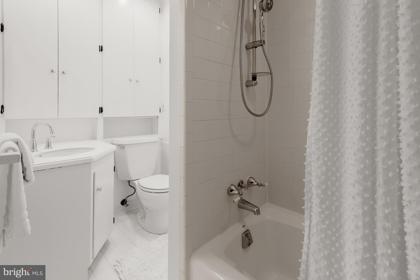 4323 WARREN ST NW, WASHINGTON, District Of Columbia 20016, 4 Bedrooms Bedrooms, ,3 BathroomsBathrooms,Residential,For sale,4323 WARREN ST NW,DCDC2207698 MLS # DCDC2207698
