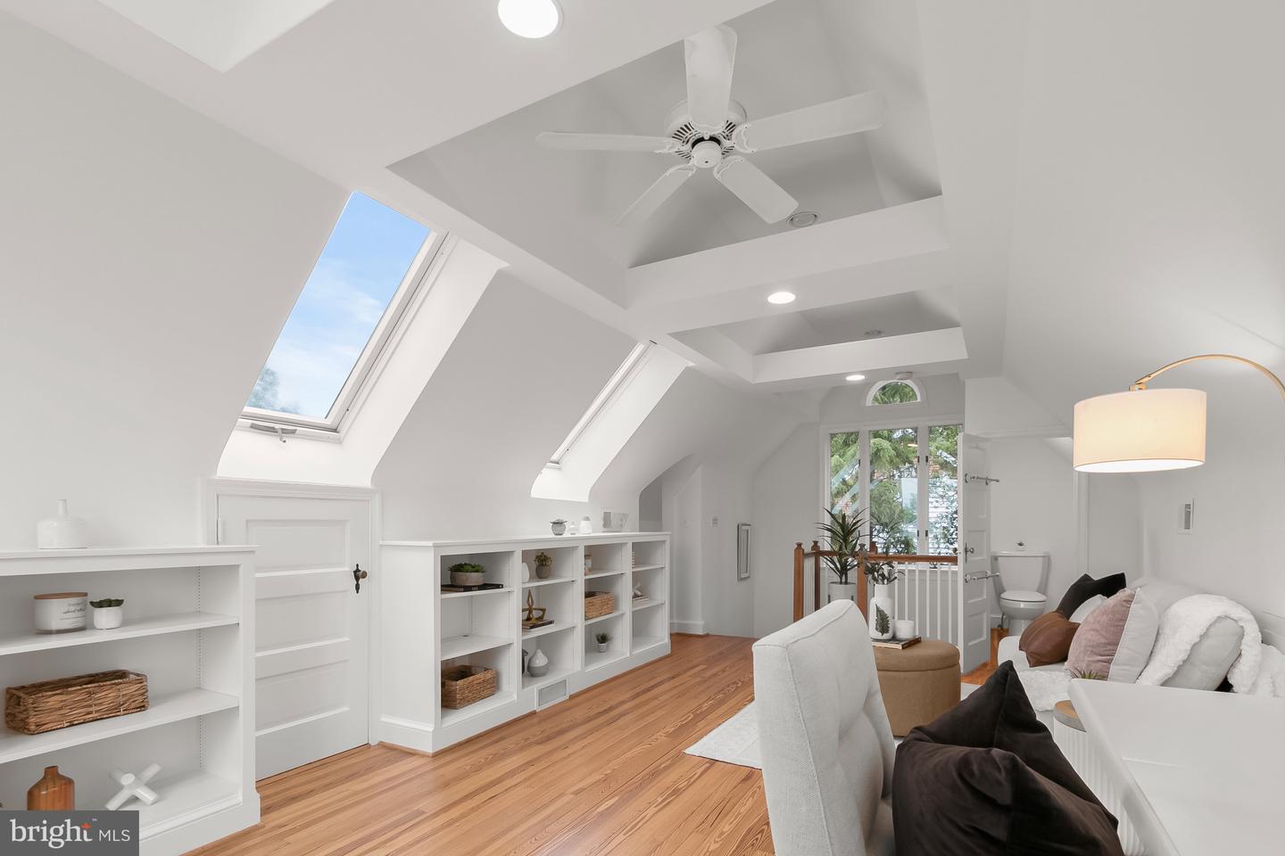 4323 WARREN ST NW, WASHINGTON, District Of Columbia 20016, 4 Bedrooms Bedrooms, ,3 BathroomsBathrooms,Residential,For sale,4323 WARREN ST NW,DCDC2207698 MLS # DCDC2207698