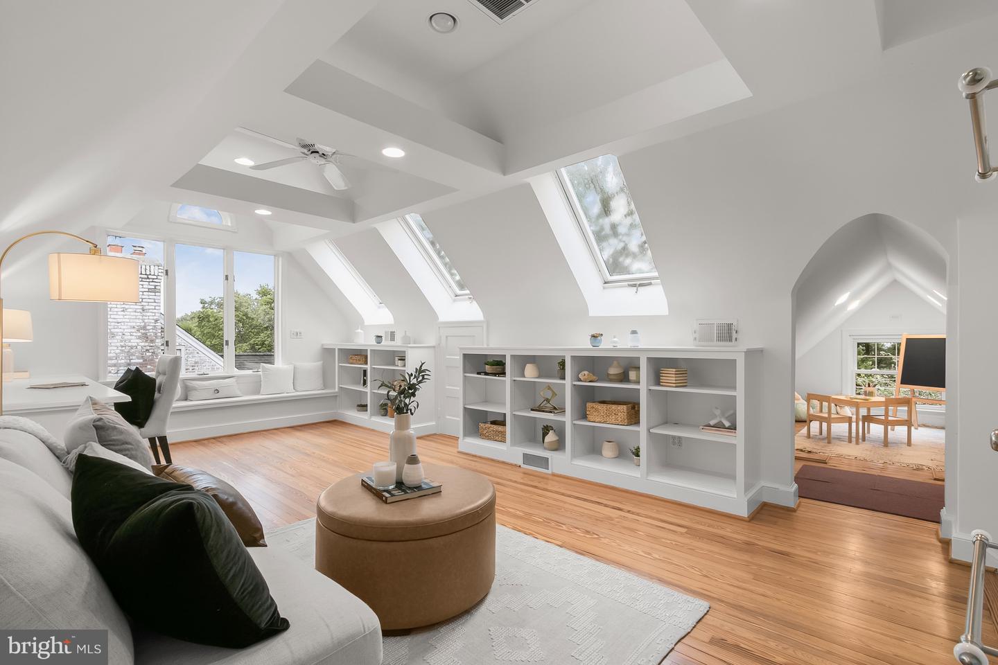 4323 WARREN ST NW, WASHINGTON, District Of Columbia 20016, 4 Bedrooms Bedrooms, ,3 BathroomsBathrooms,Residential,For sale,4323 WARREN ST NW,DCDC2207698 MLS # DCDC2207698