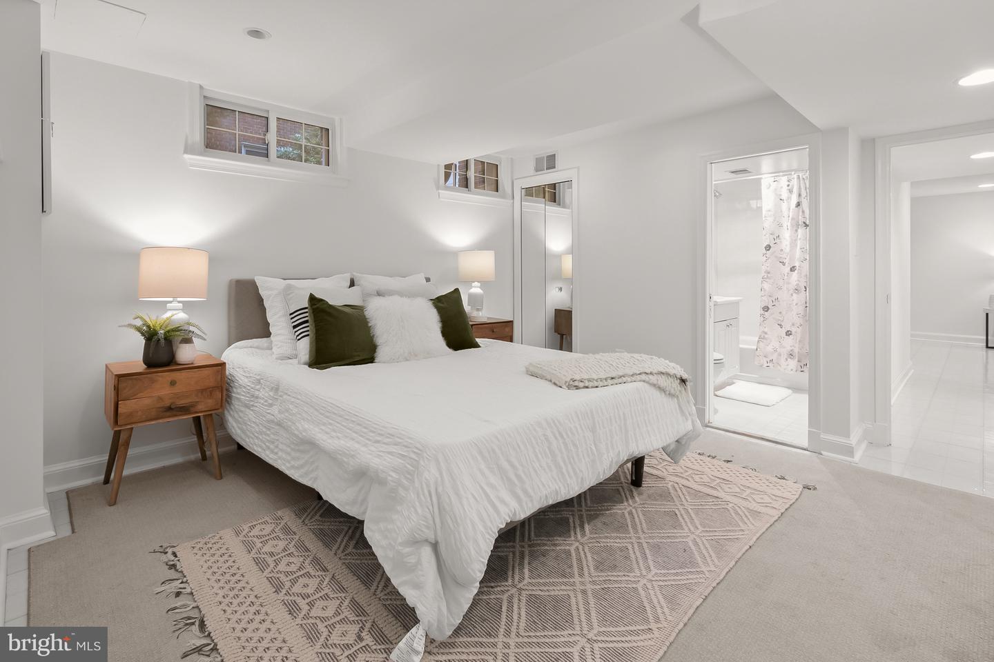 4323 WARREN ST NW, WASHINGTON, District Of Columbia 20016, 4 Bedrooms Bedrooms, ,3 BathroomsBathrooms,Residential,For sale,4323 WARREN ST NW,DCDC2207698 MLS # DCDC2207698