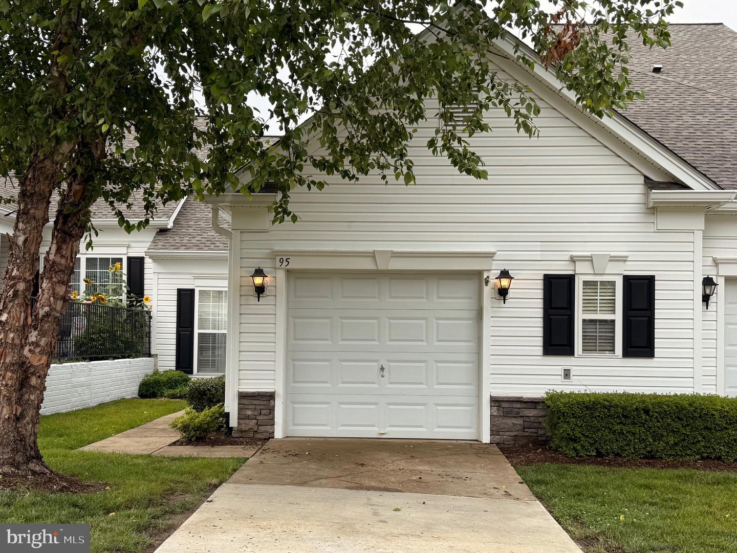 95 ASPEN HILL DR, FREDERICKSBURG, Virginia 22406, 2 Bedrooms Bedrooms, ,2 BathroomsBathrooms,Residential,For sale,95 ASPEN HILL DR,VAST2040244 MLS # VAST2040244