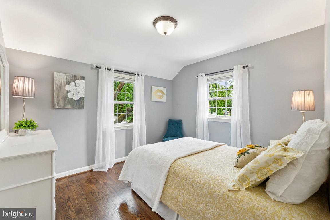 962 N POTOMAC ST, ARLINGTON, Virginia 22205, 3 Bedrooms Bedrooms, ,2 BathroomsBathrooms,Residential,For sale,962 N POTOMAC ST,VAAR2059776 MLS # VAAR2059776