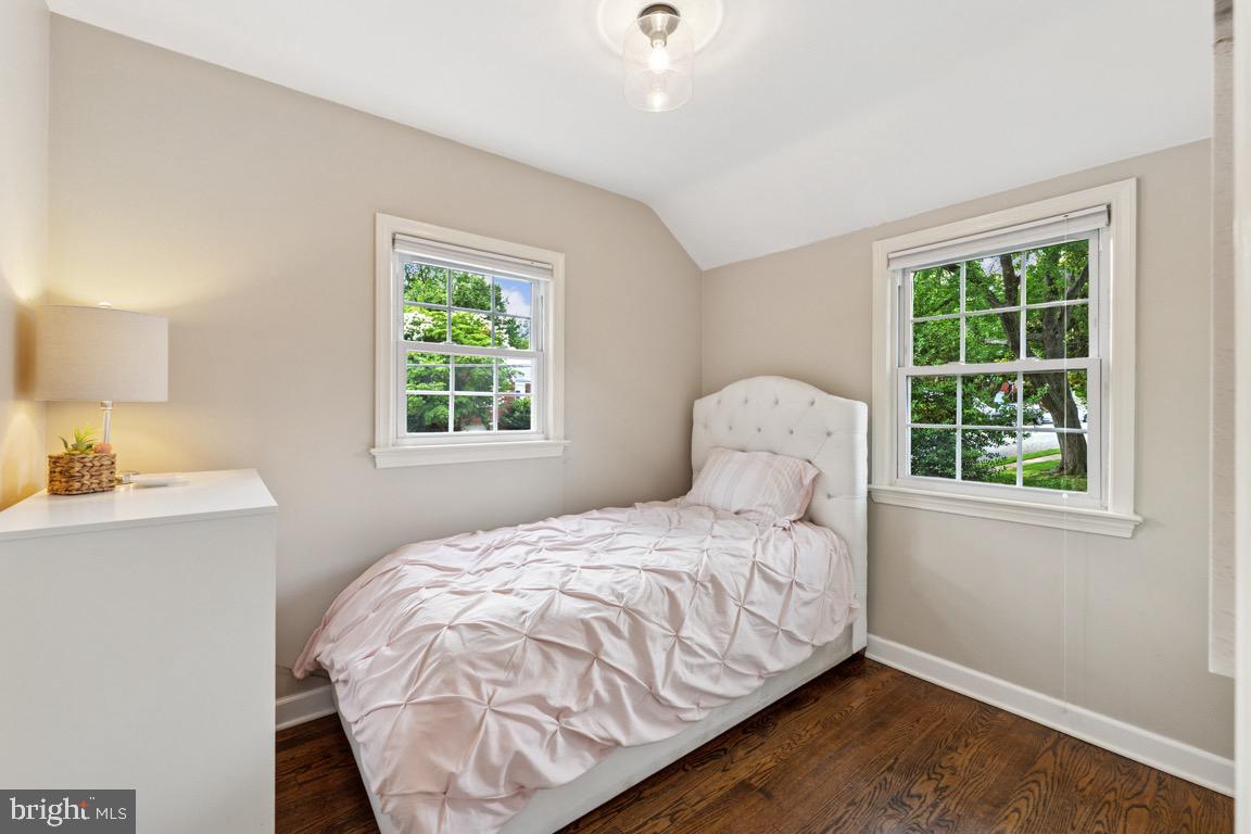962 N POTOMAC ST, ARLINGTON, Virginia 22205, 3 Bedrooms Bedrooms, ,2 BathroomsBathrooms,Residential,For sale,962 N POTOMAC ST,VAAR2059776 MLS # VAAR2059776