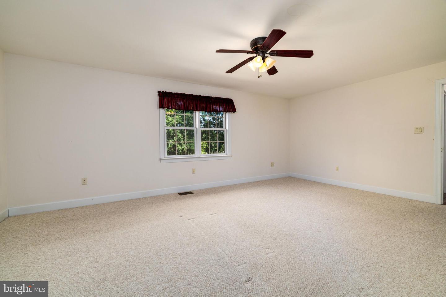 615 KESTREL CT, WOODSTOCK, Virginia 22664, 3 Bedrooms Bedrooms, ,2 BathroomsBathrooms,Residential,For sale,615 KESTREL CT,VASH2011820 MLS # VASH2011820