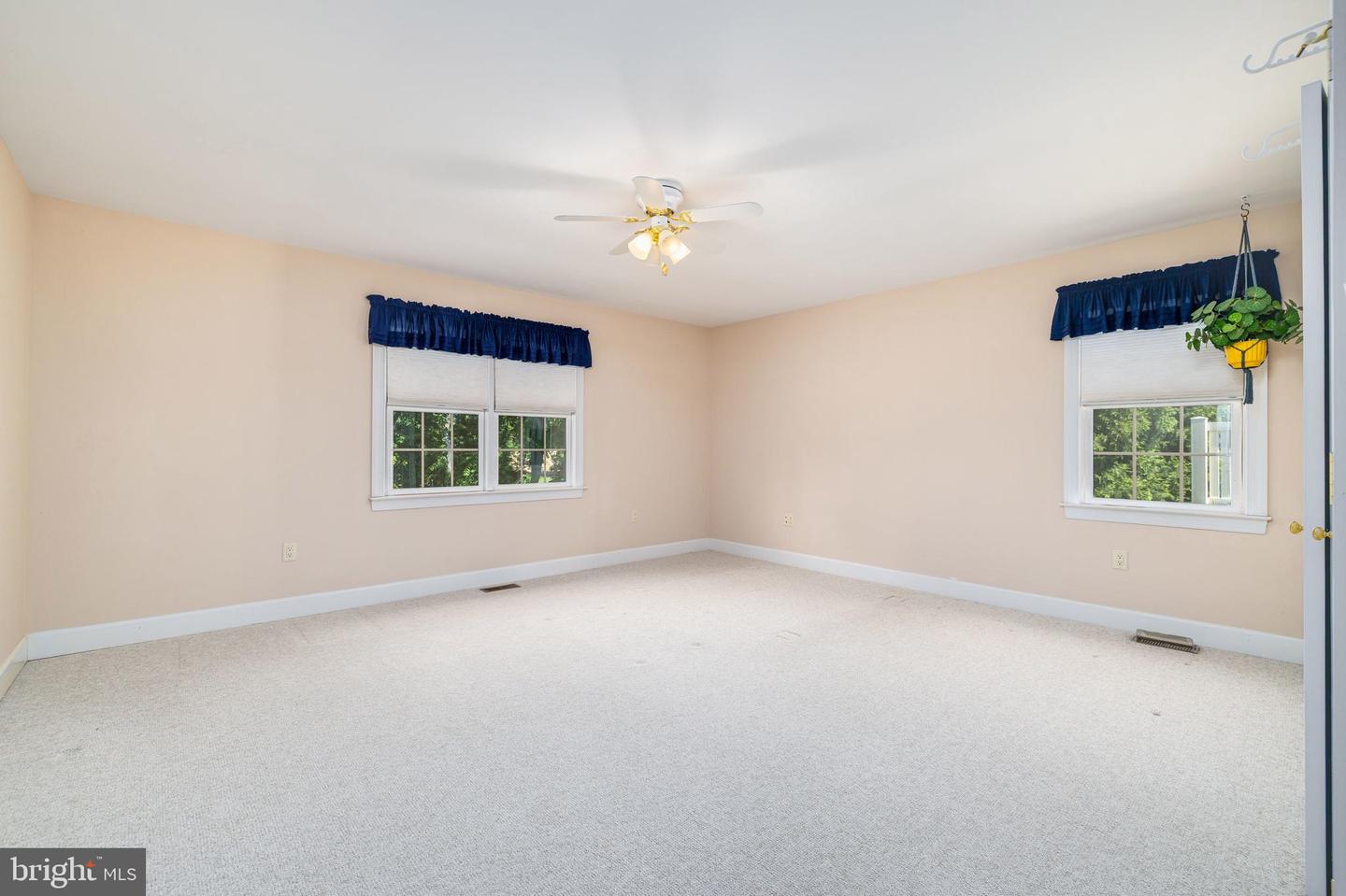 615 KESTREL CT, WOODSTOCK, Virginia 22664, 3 Bedrooms Bedrooms, ,2 BathroomsBathrooms,Residential,For sale,615 KESTREL CT,VASH2011820 MLS # VASH2011820
