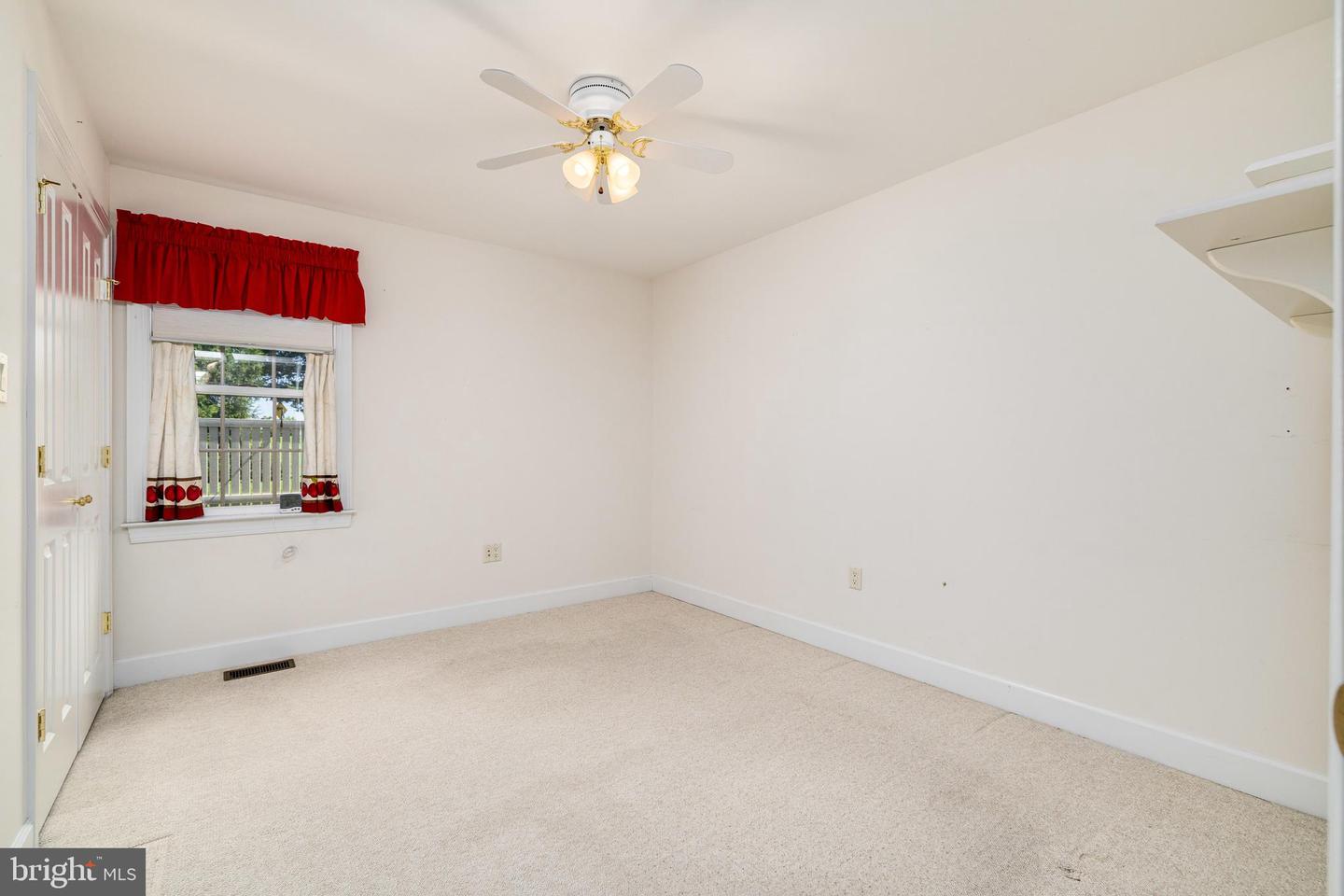 615 KESTREL CT, WOODSTOCK, Virginia 22664, 3 Bedrooms Bedrooms, ,2 BathroomsBathrooms,Residential,For sale,615 KESTREL CT,VASH2011820 MLS # VASH2011820