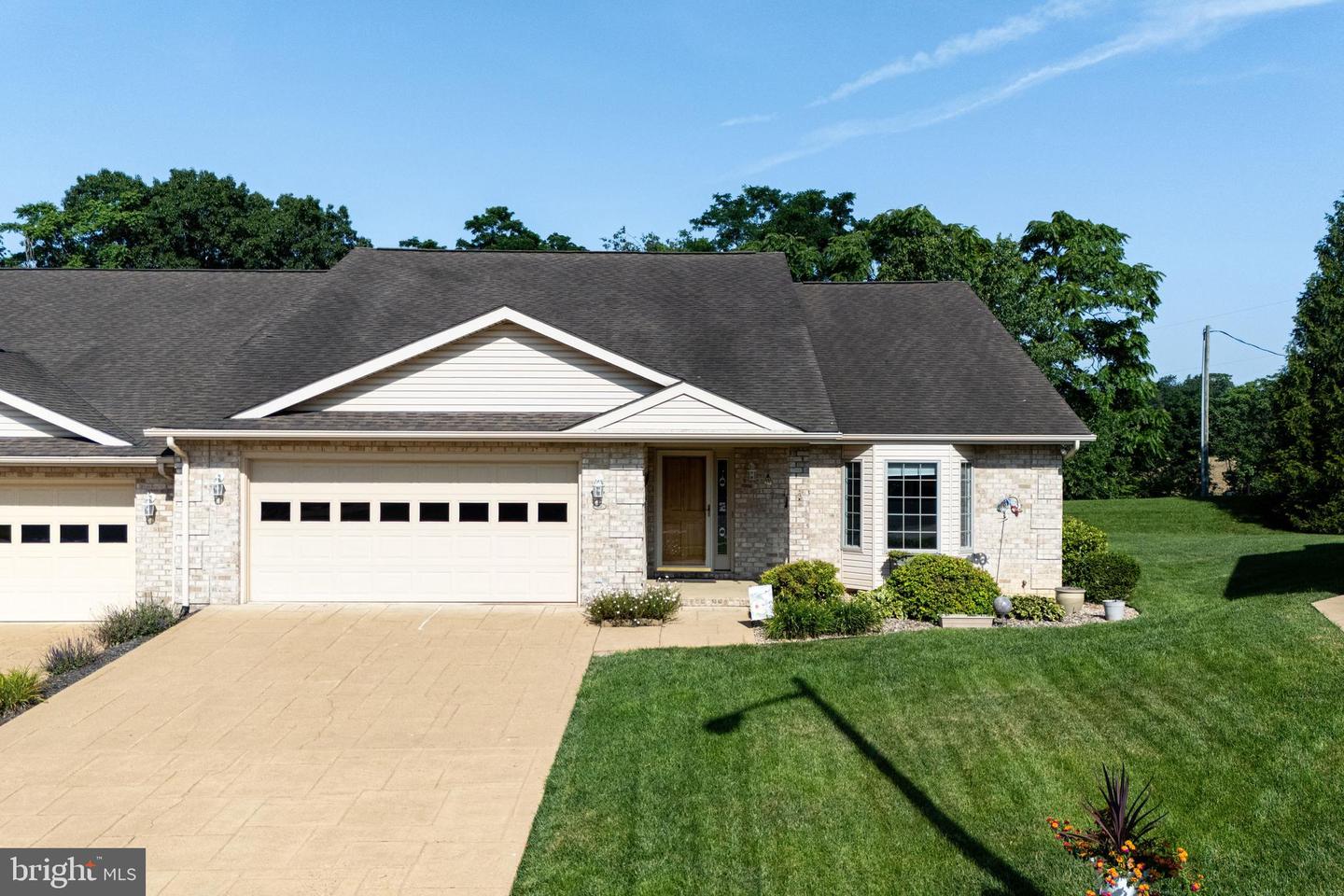 615 KESTREL CT, WOODSTOCK, Virginia 22664, 3 Bedrooms Bedrooms, ,2 BathroomsBathrooms,Residential,For sale,615 KESTREL CT,VASH2011820 MLS # VASH2011820