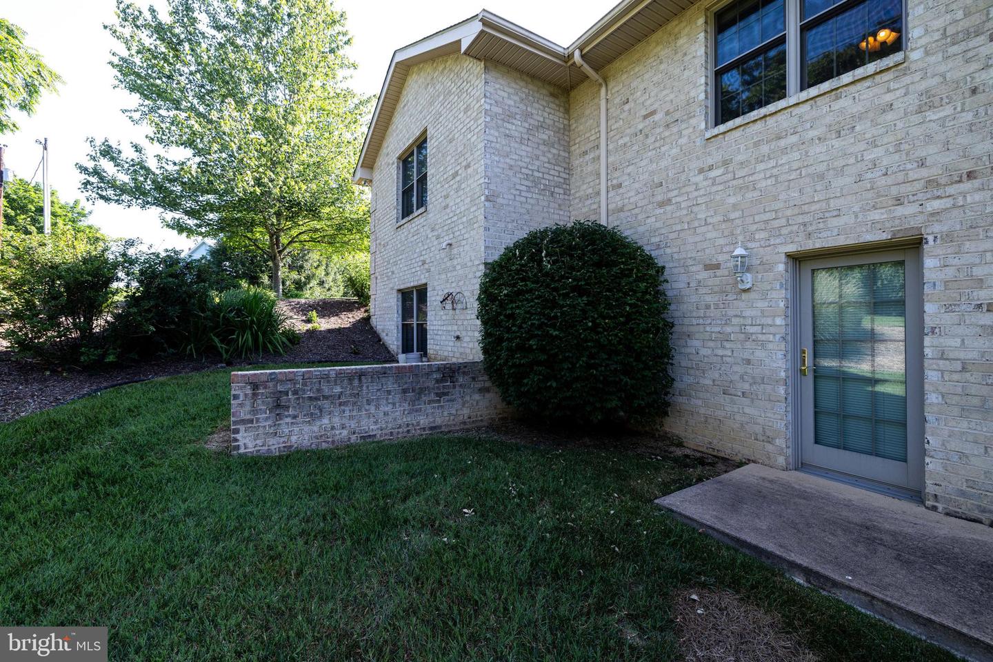 615 KESTREL CT, WOODSTOCK, Virginia 22664, 3 Bedrooms Bedrooms, ,2 BathroomsBathrooms,Residential,For sale,615 KESTREL CT,VASH2011820 MLS # VASH2011820