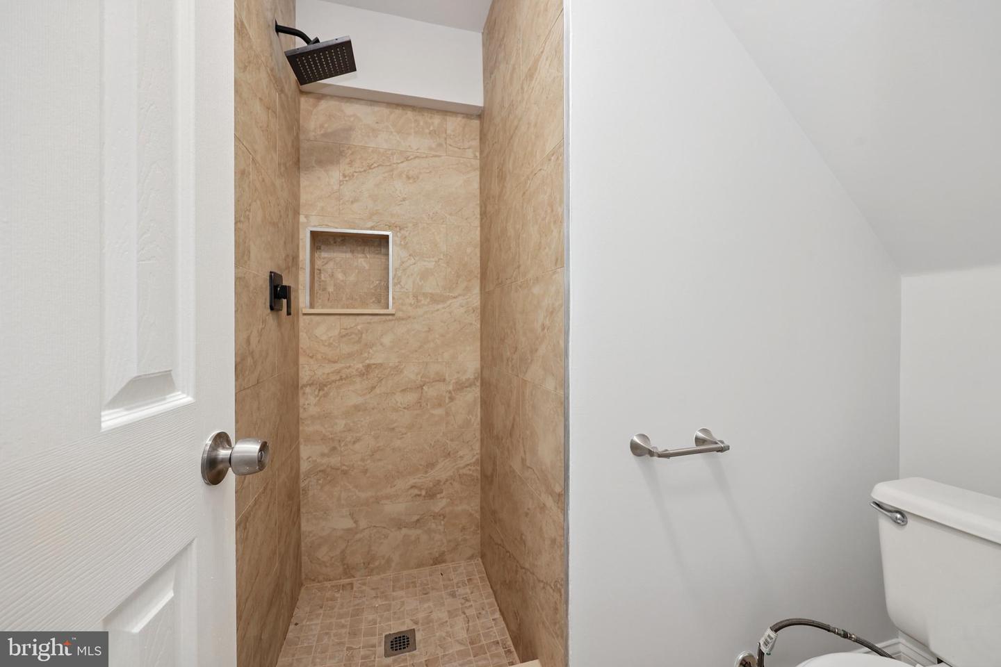 1632 BARNSTEAD DR, RESTON, Virginia 20194, 3 Bedrooms Bedrooms, ,2 BathroomsBathrooms,Residential,For sale,1632 BARNSTEAD DR,VAFX2250662 MLS # VAFX2250662
