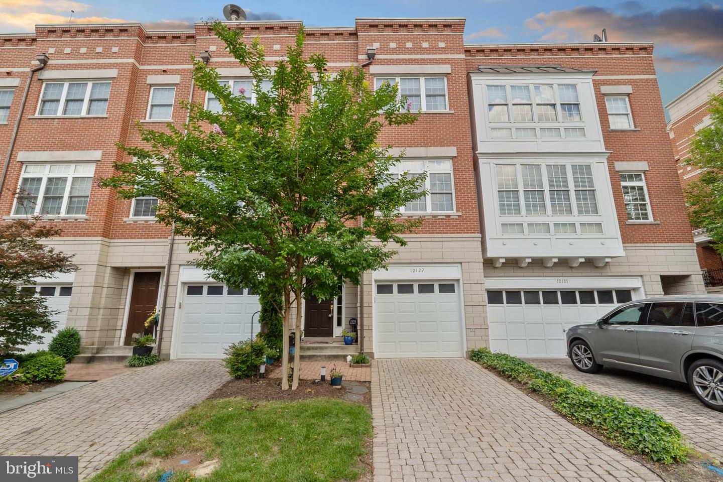 12129 CHANCERY STATION CIR, RESTON, Virginia 20190, 3 Bedrooms Bedrooms, ,3 BathroomsBathrooms,Residential,For sale,12129 CHANCERY STATION CIR,VAFX2250334 MLS # VAFX2250334