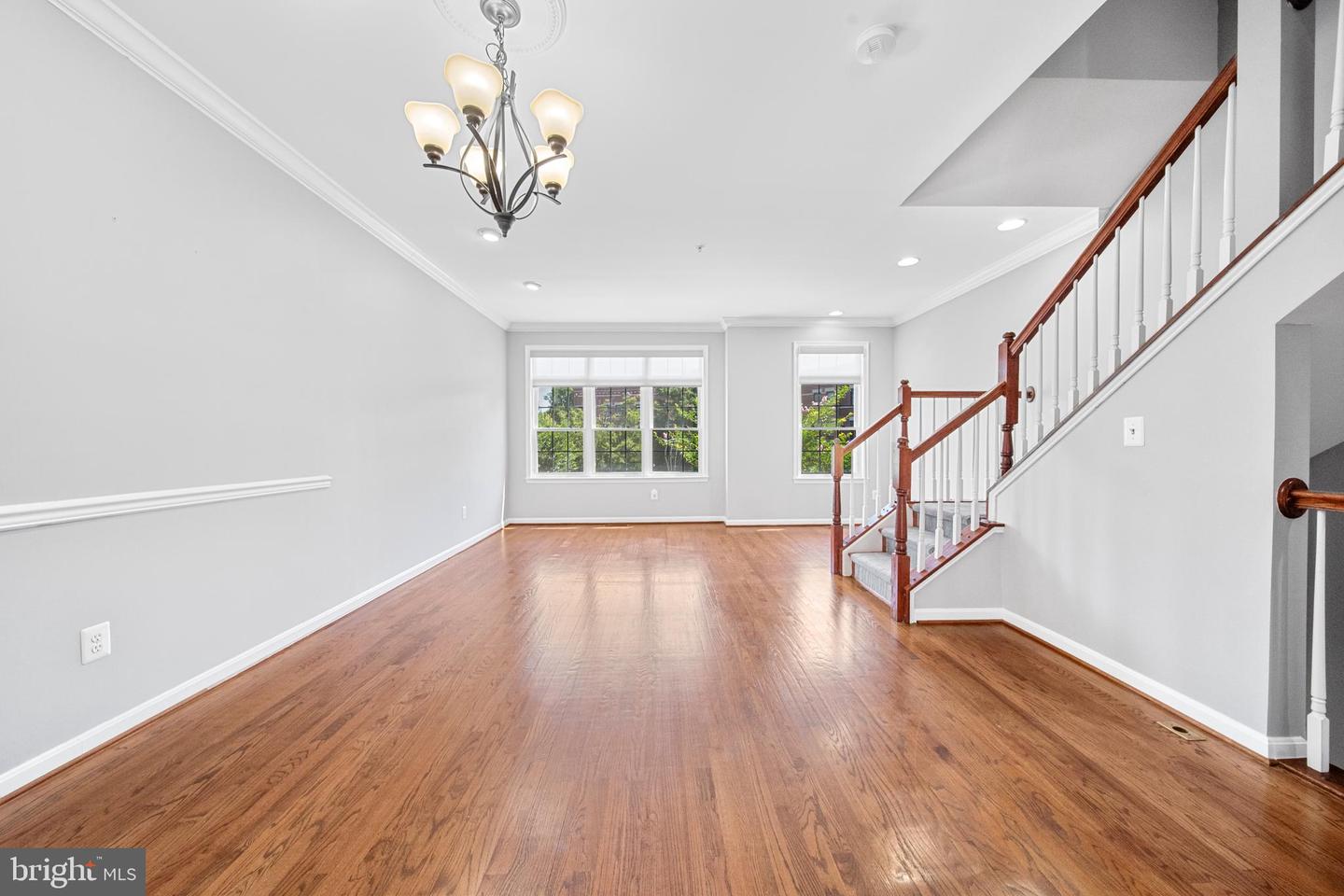 12129 CHANCERY STATION CIR, RESTON, Virginia 20190, 3 Bedrooms Bedrooms, ,3 BathroomsBathrooms,Residential,For sale,12129 CHANCERY STATION CIR,VAFX2250334 MLS # VAFX2250334