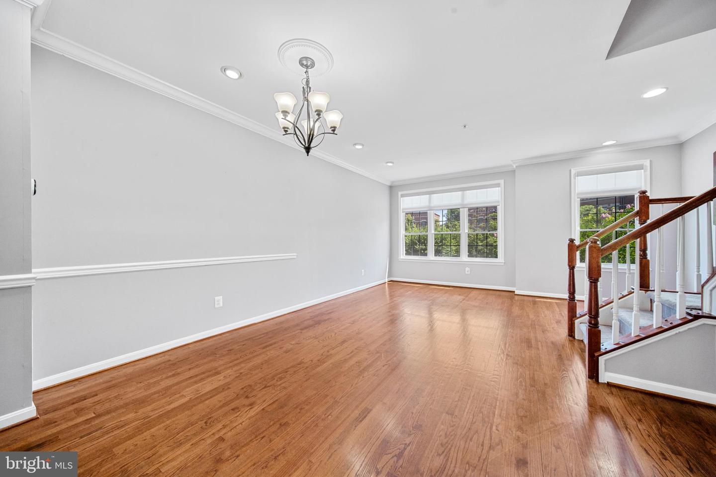 12129 CHANCERY STATION CIR, RESTON, Virginia 20190, 3 Bedrooms Bedrooms, ,3 BathroomsBathrooms,Residential,For sale,12129 CHANCERY STATION CIR,VAFX2250334 MLS # VAFX2250334
