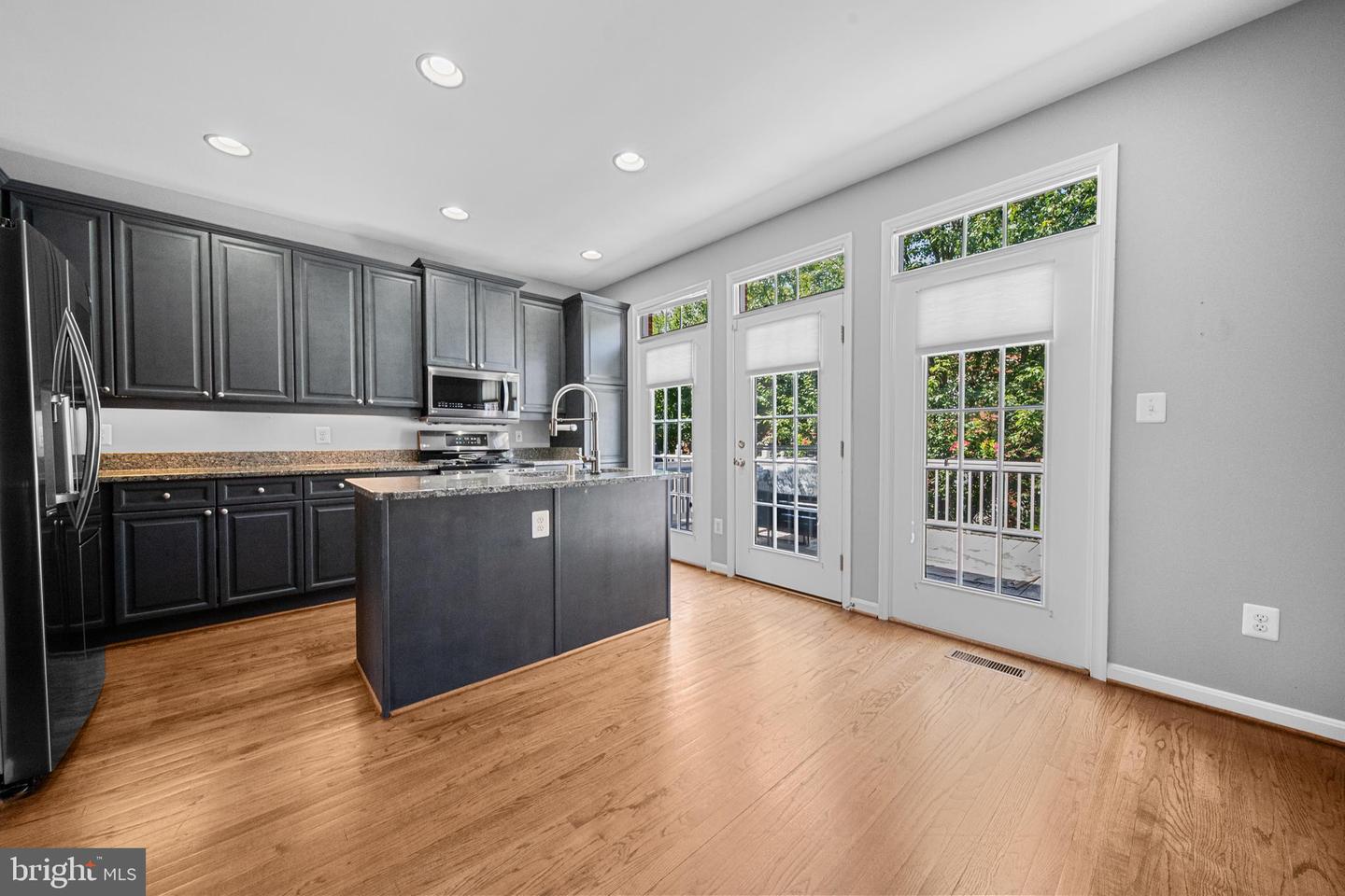 12129 CHANCERY STATION CIR, RESTON, Virginia 20190, 3 Bedrooms Bedrooms, ,3 BathroomsBathrooms,Residential,For sale,12129 CHANCERY STATION CIR,VAFX2250334 MLS # VAFX2250334