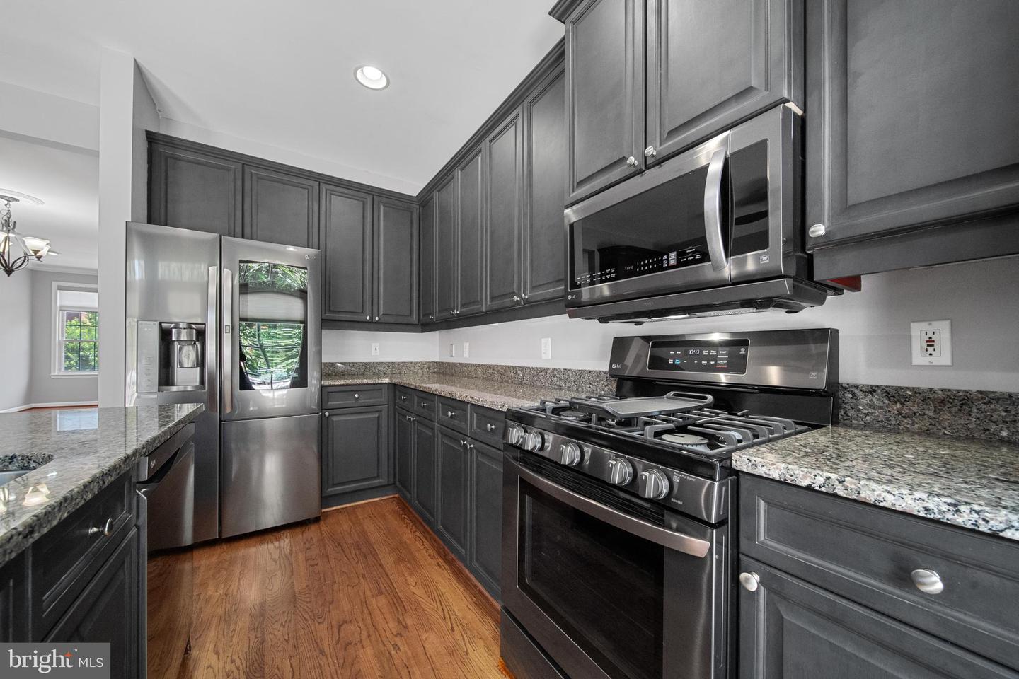 12129 CHANCERY STATION CIR, RESTON, Virginia 20190, 3 Bedrooms Bedrooms, ,3 BathroomsBathrooms,Residential,For sale,12129 CHANCERY STATION CIR,VAFX2250334 MLS # VAFX2250334