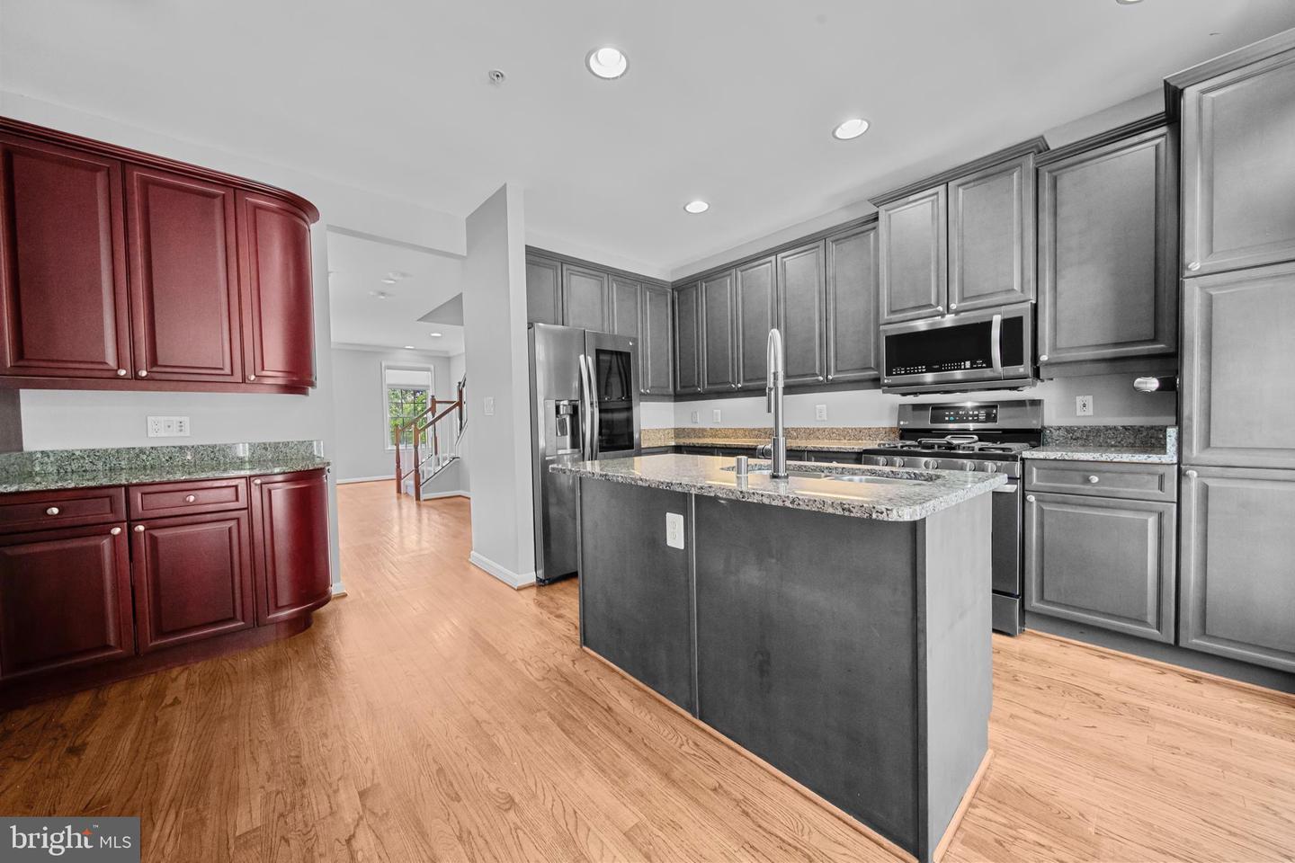 12129 CHANCERY STATION CIR, RESTON, Virginia 20190, 3 Bedrooms Bedrooms, ,3 BathroomsBathrooms,Residential,For sale,12129 CHANCERY STATION CIR,VAFX2250334 MLS # VAFX2250334