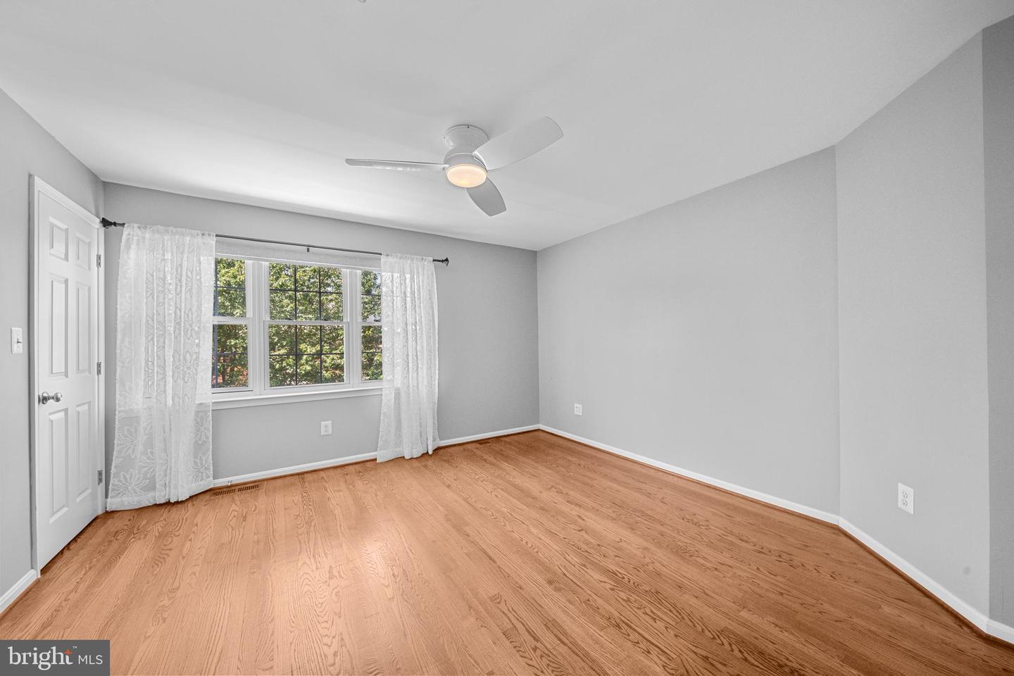 12129 CHANCERY STATION CIR, RESTON, Virginia 20190, 3 Bedrooms Bedrooms, ,3 BathroomsBathrooms,Residential,For sale,12129 CHANCERY STATION CIR,VAFX2250334 MLS # VAFX2250334