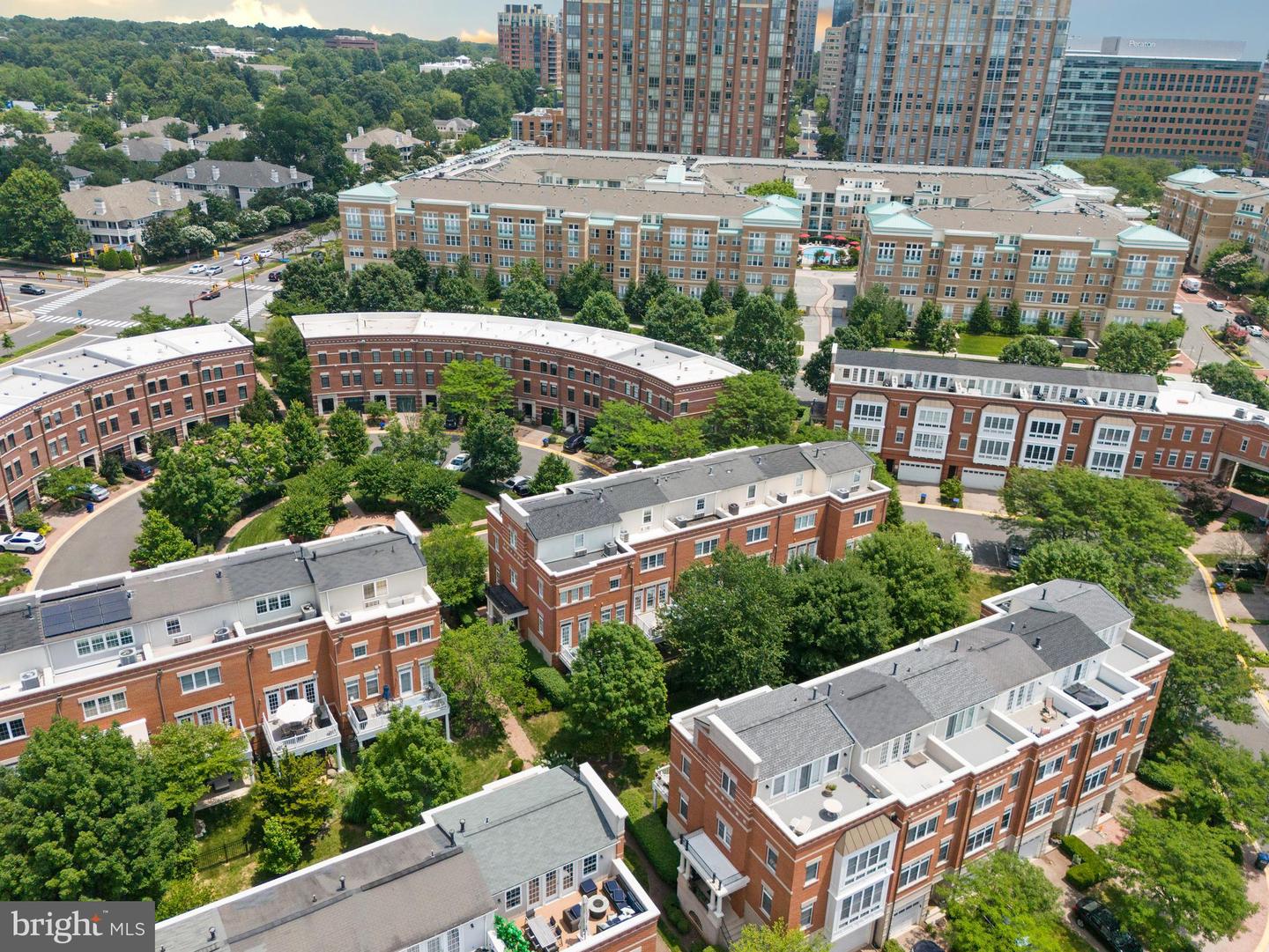 12129 CHANCERY STATION CIR, RESTON, Virginia 20190, 3 Bedrooms Bedrooms, ,3 BathroomsBathrooms,Residential,For sale,12129 CHANCERY STATION CIR,VAFX2250334 MLS # VAFX2250334