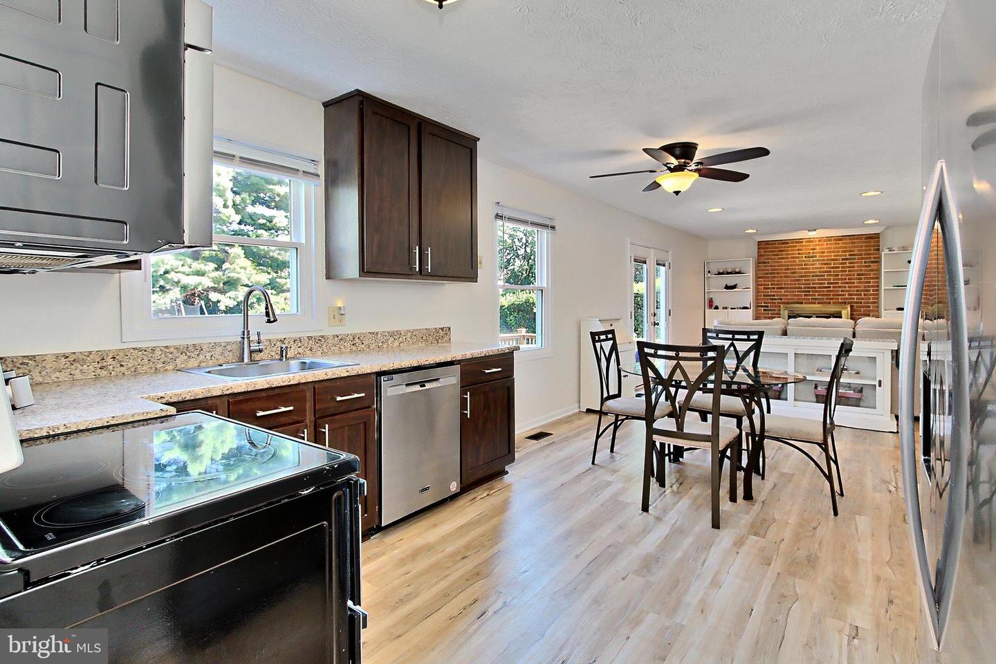 2632 NEW BANNER LN, OAK HILL, Virginia 20171, 5 Bedrooms Bedrooms, ,3 BathroomsBathrooms,Residential,For sale,2632 NEW BANNER LN,VAFX2250460 MLS # VAFX2250460