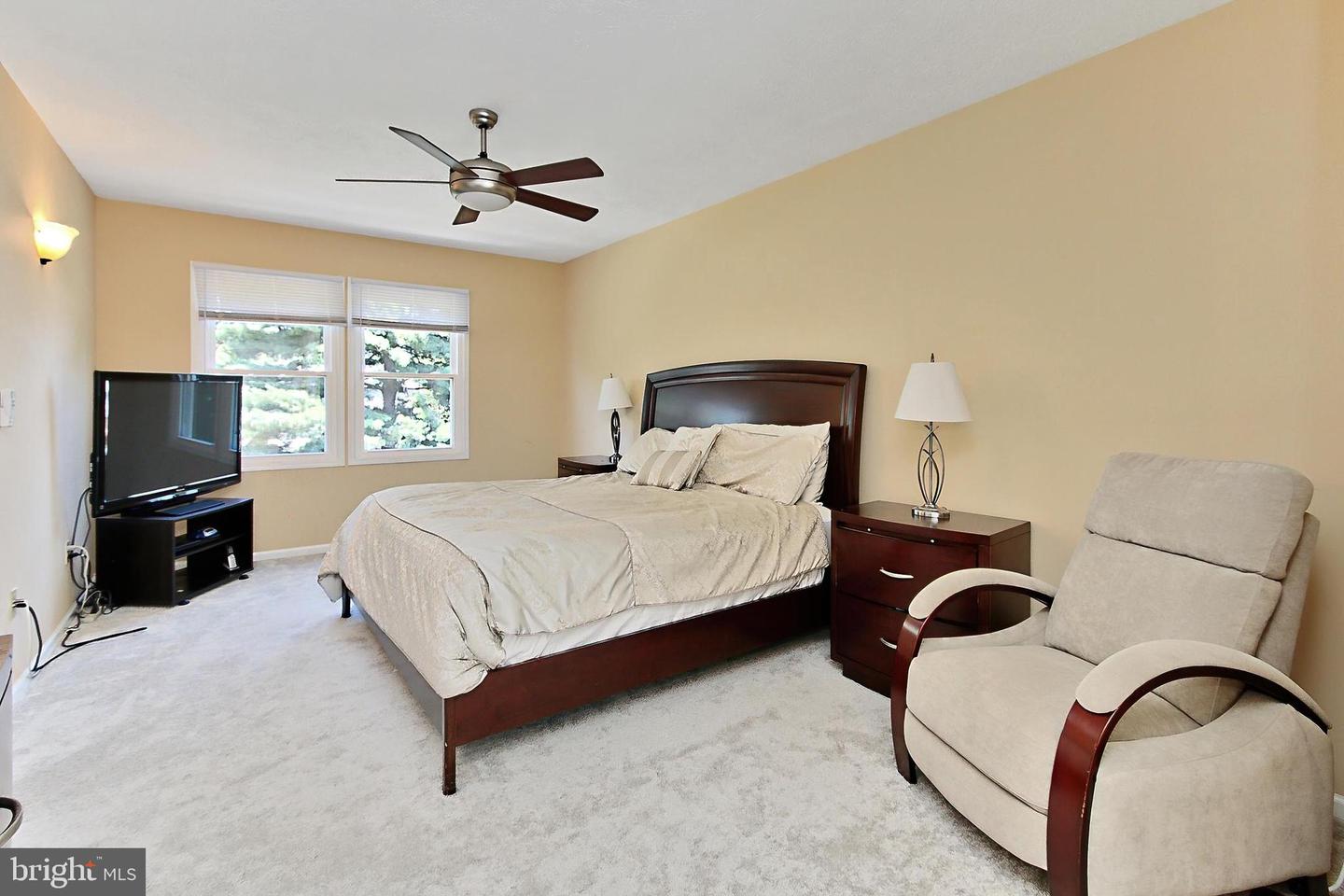 2632 NEW BANNER LN, OAK HILL, Virginia 20171, 5 Bedrooms Bedrooms, ,3 BathroomsBathrooms,Residential,For sale,2632 NEW BANNER LN,VAFX2250460 MLS # VAFX2250460
