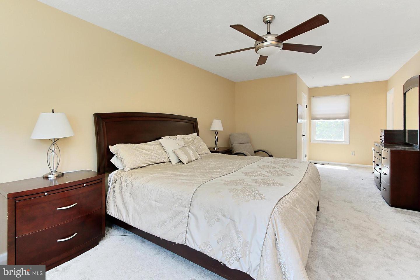 2632 NEW BANNER LN, OAK HILL, Virginia 20171, 5 Bedrooms Bedrooms, ,3 BathroomsBathrooms,Residential,For sale,2632 NEW BANNER LN,VAFX2250460 MLS # VAFX2250460