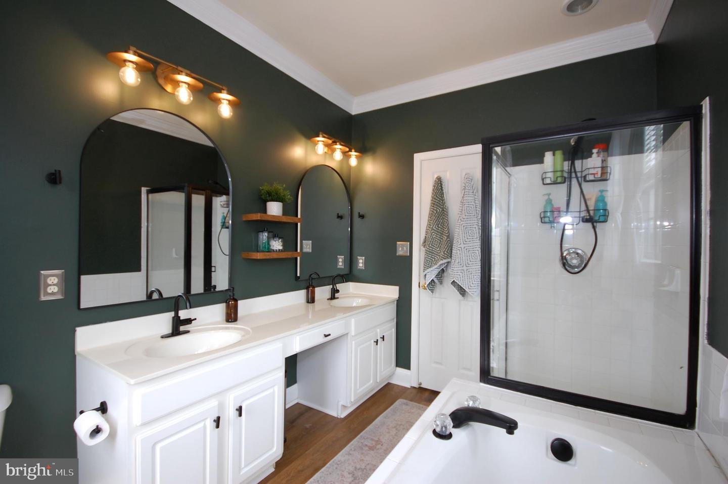 13783 TARTAN HILLS PKWY, BRISTOW, Virginia 20136, 4 Bedrooms Bedrooms, ,3 BathroomsBathrooms,Residential,For sale,13783 TARTAN HILLS PKWY,VAPW2097942 MLS # VAPW2097942
