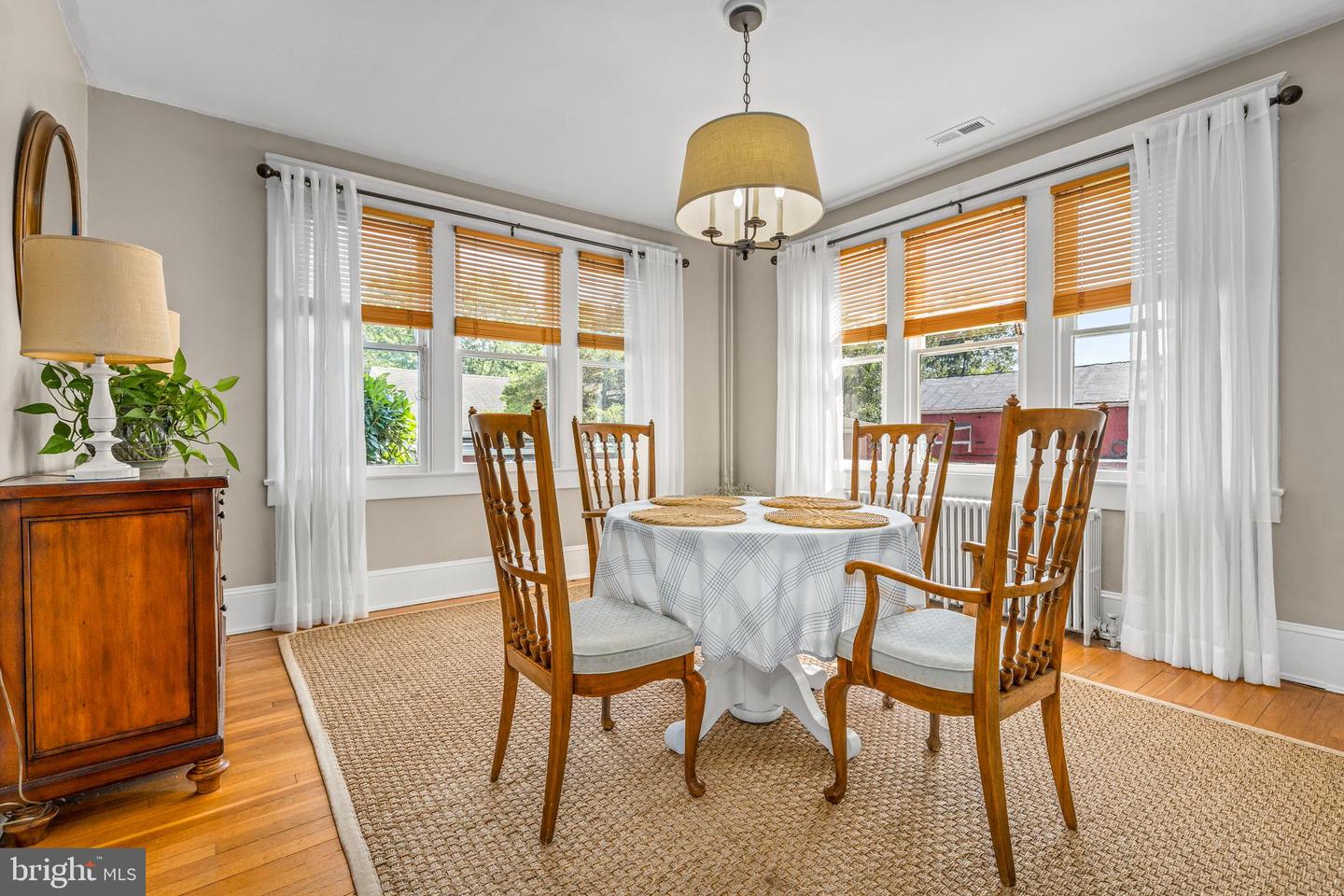 311 S MAPLE AVE, PURCELLVILLE, Virginia 20132, 4 Bedrooms Bedrooms, ,2 BathroomsBathrooms,Residential,For sale,311 S MAPLE AVE,VALO2100482 MLS # VALO2100482