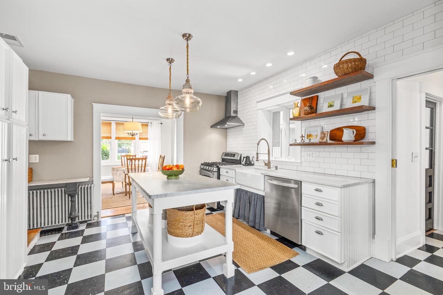 311 S MAPLE AVE, PURCELLVILLE, Virginia 20132, 4 Bedrooms Bedrooms, ,2 BathroomsBathrooms,Residential,For sale,311 S MAPLE AVE,VALO2100482 MLS # VALO2100482